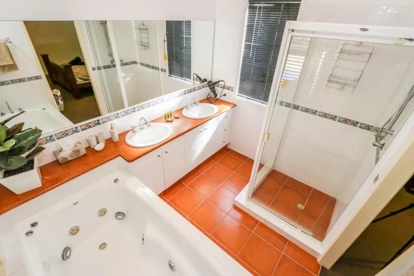 BankSea Holiday Home