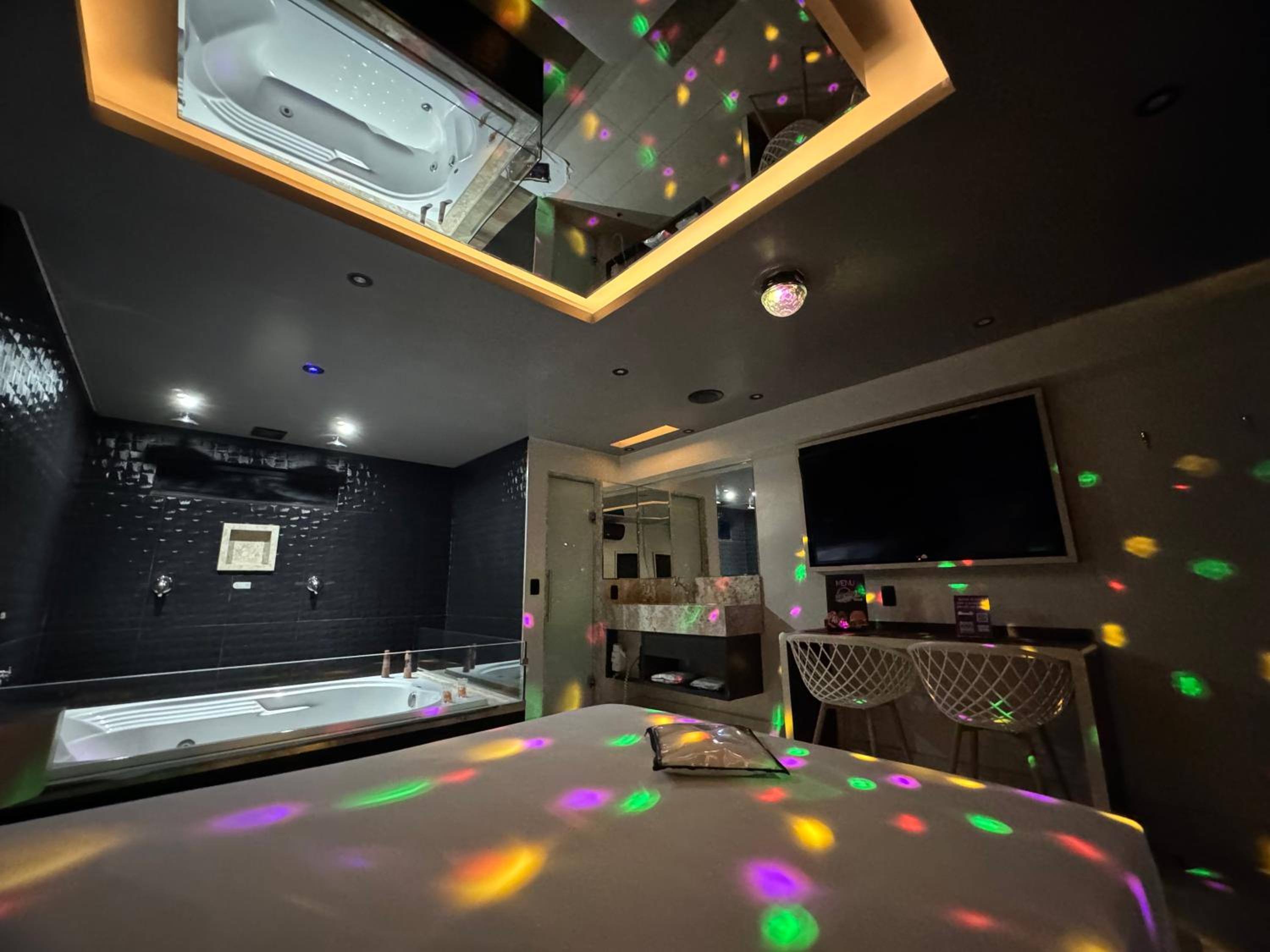 Prestige Motel 2