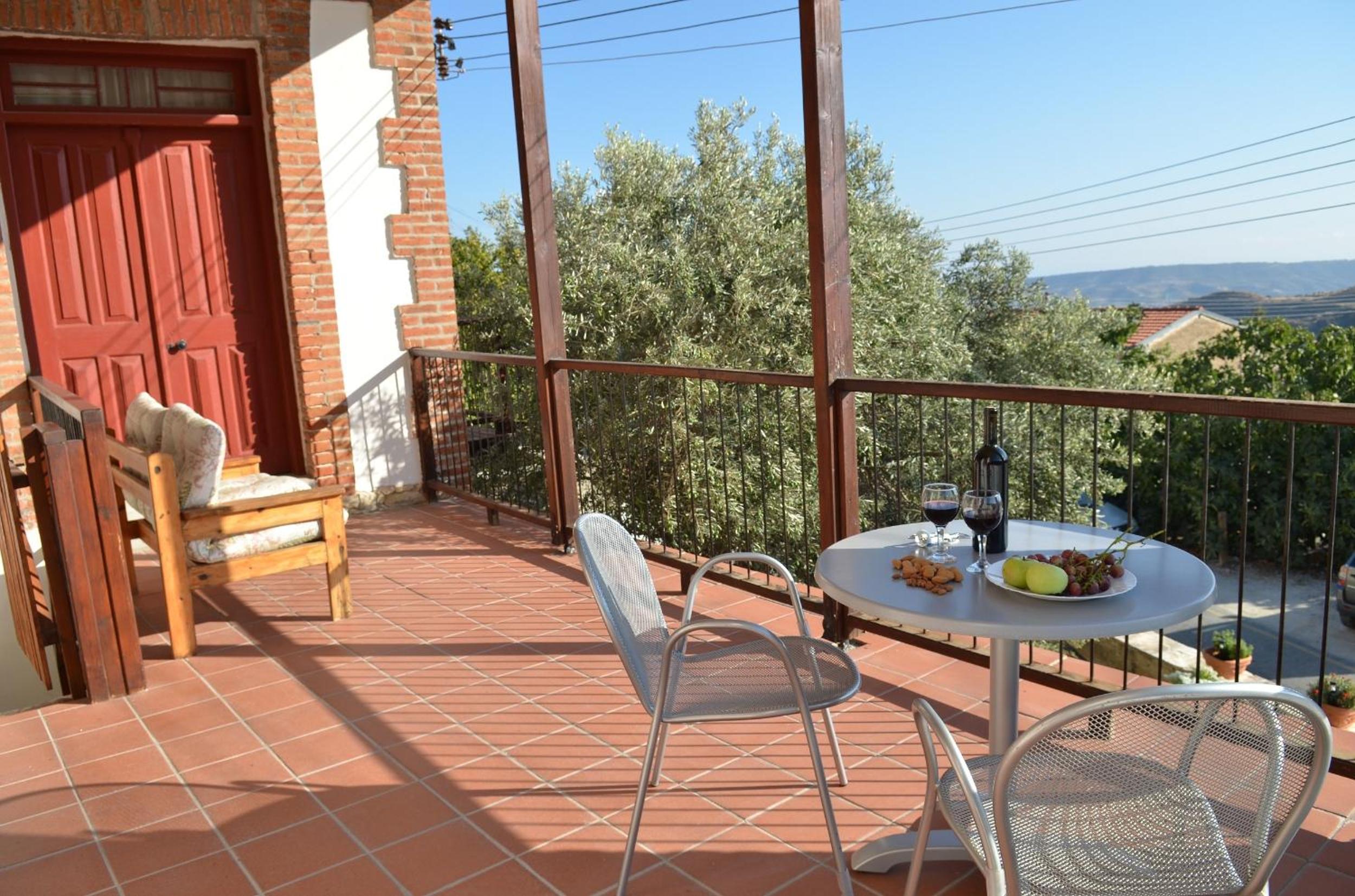 Vouni Lodge