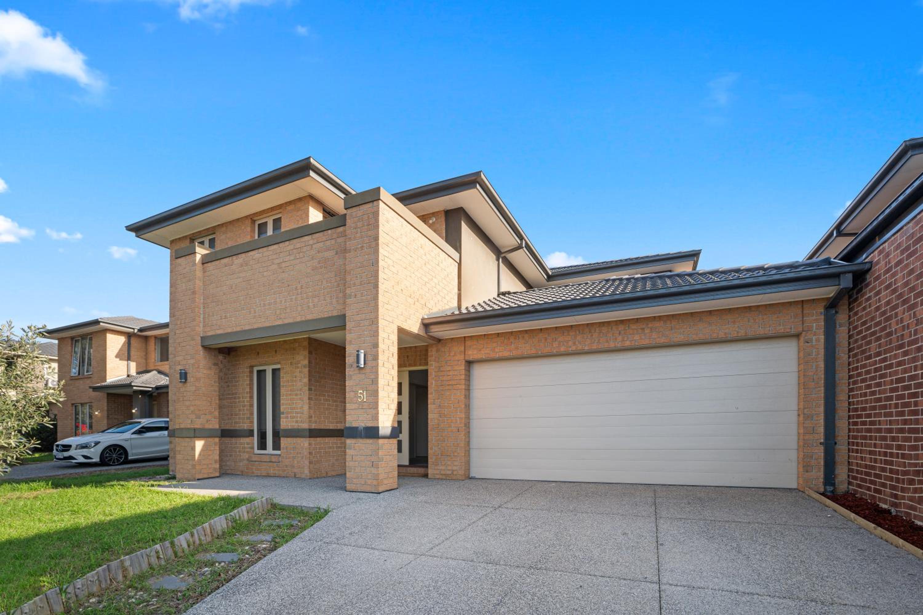 Spacious Villa 7BRM 5-bathroom House Point Cook Double Storey