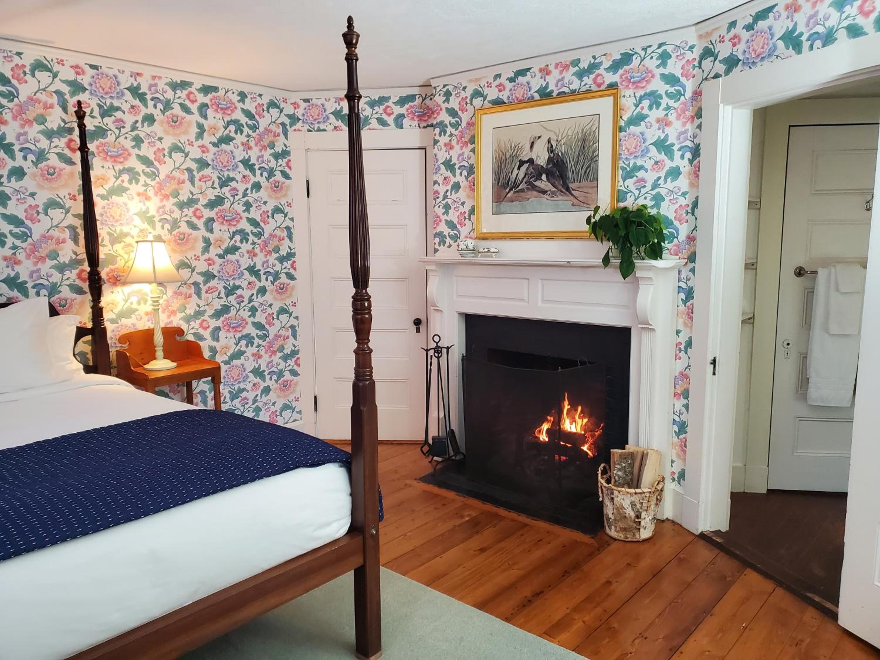 Harbourside Inn