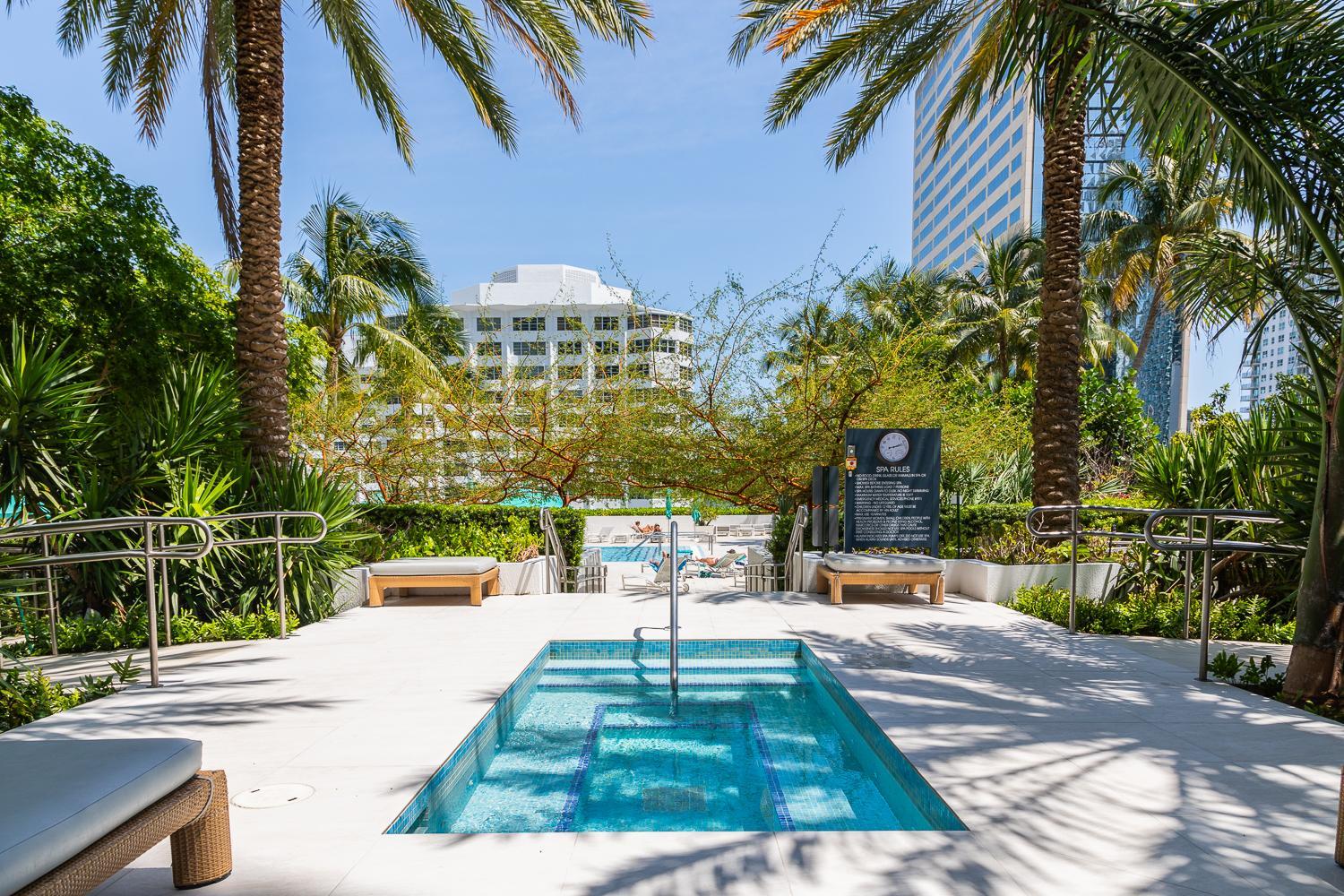 Brickell Oasis - 2bed 2bath Lux building