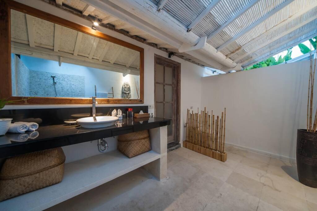 Villa Adagian - Magical 3BR Villa in Umalas view 4