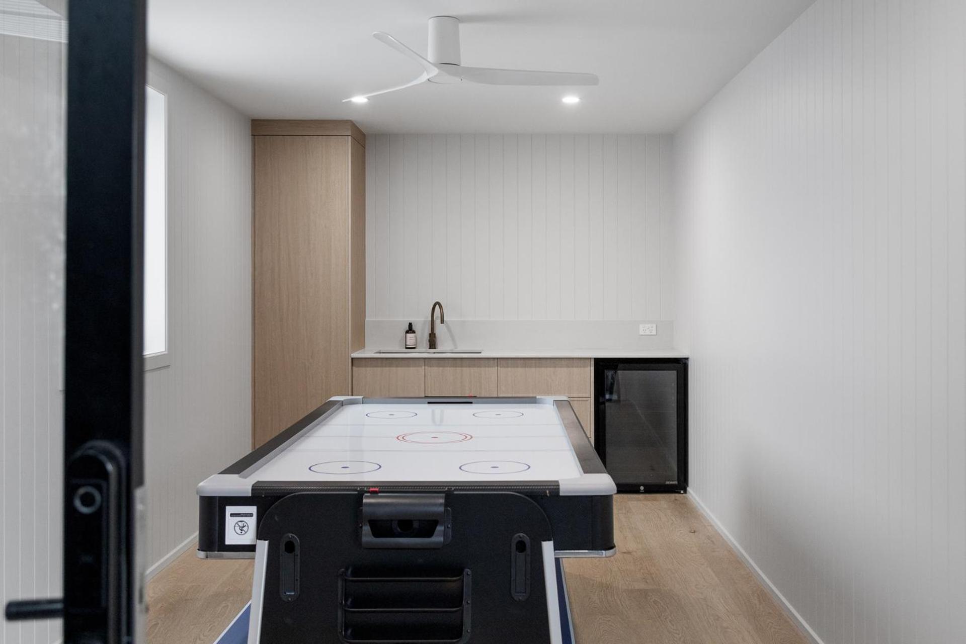 The Lodge - 4 Luxury Central Private Studio Rooms - Free wifi