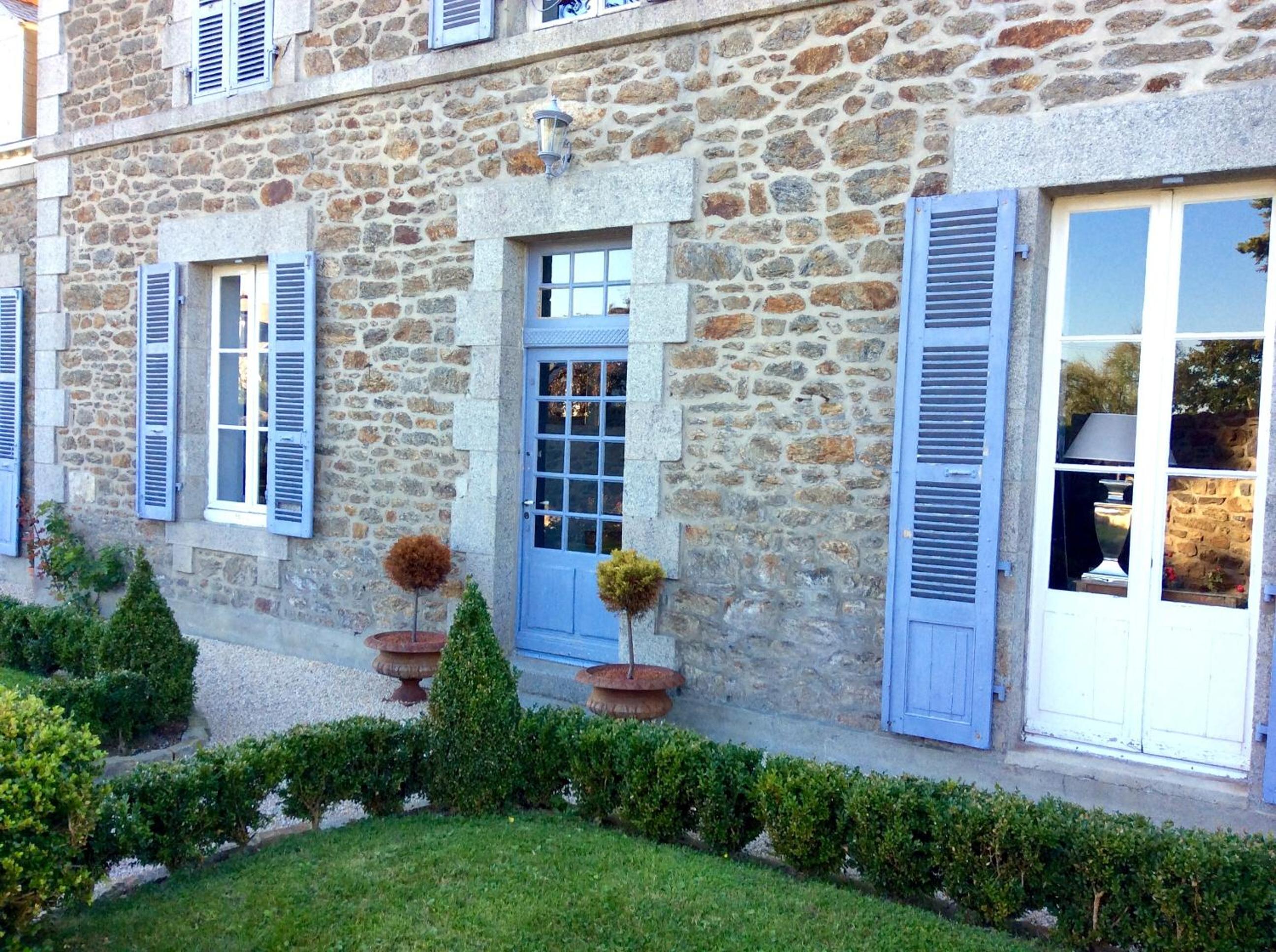 La Gougeonnais view 4