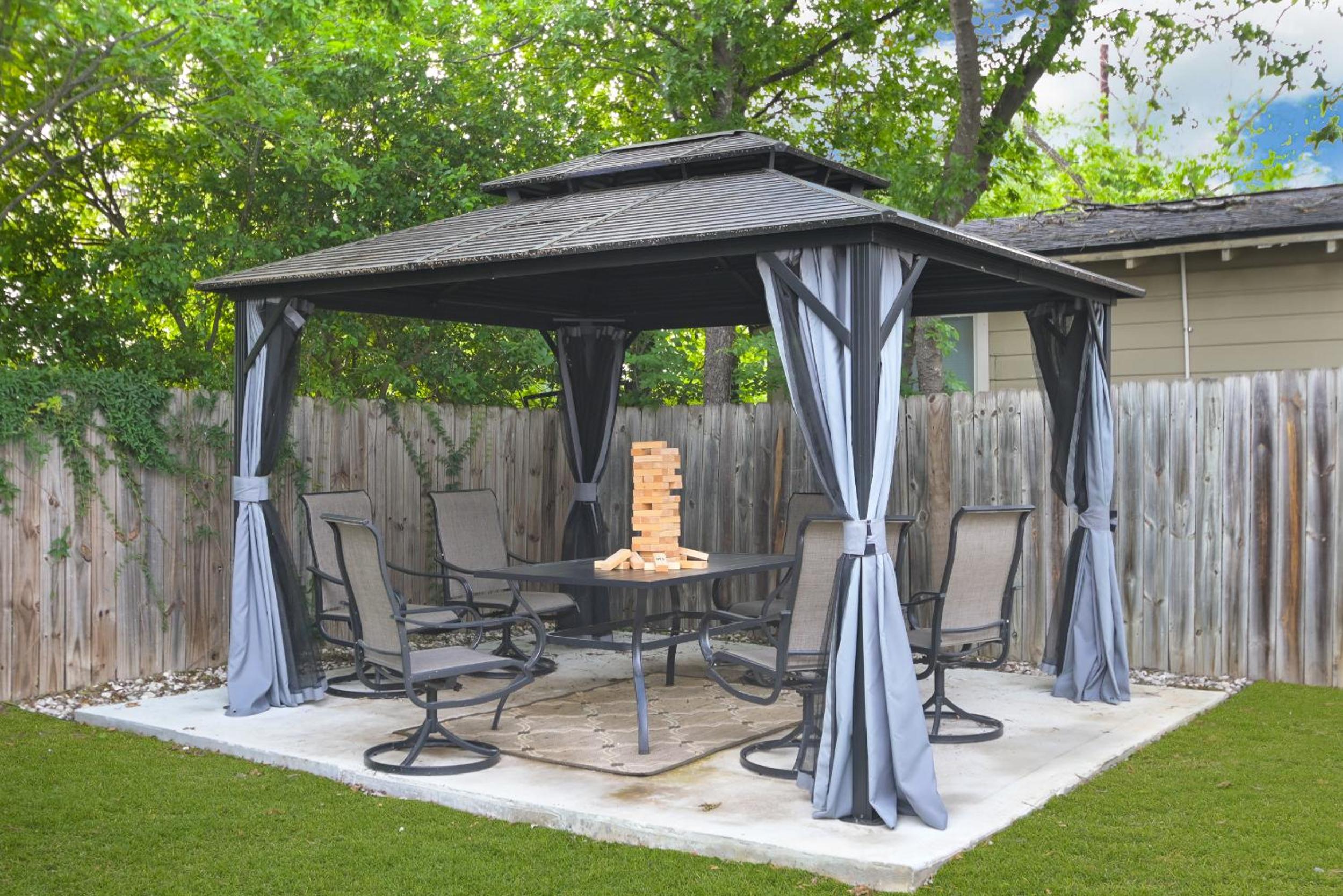 The Marbled Speakeasy - San Antonio Luxury Home by the Alamo view 5