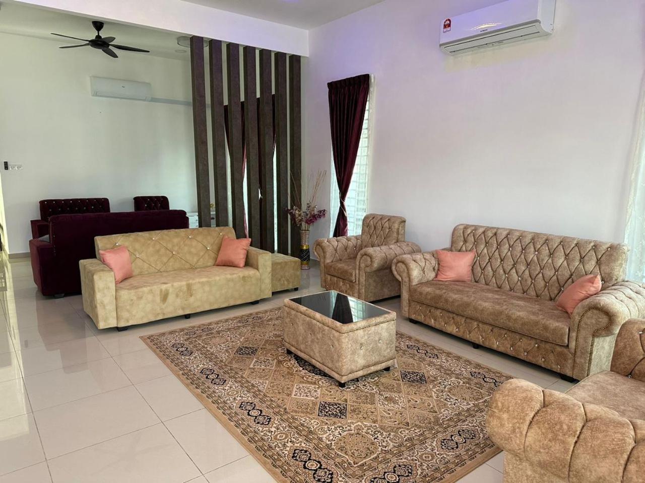 Live Well Homestay Senawang photo 4