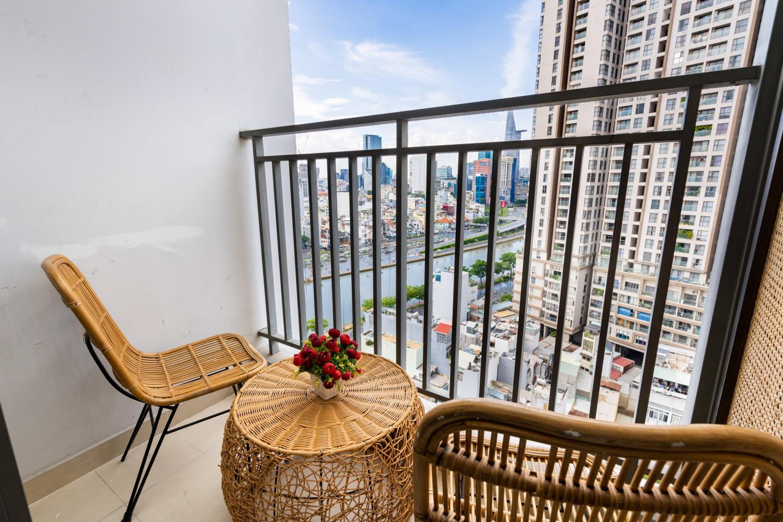 Kandy in Rivergate Luxury Apartment - near Ben Thanh market