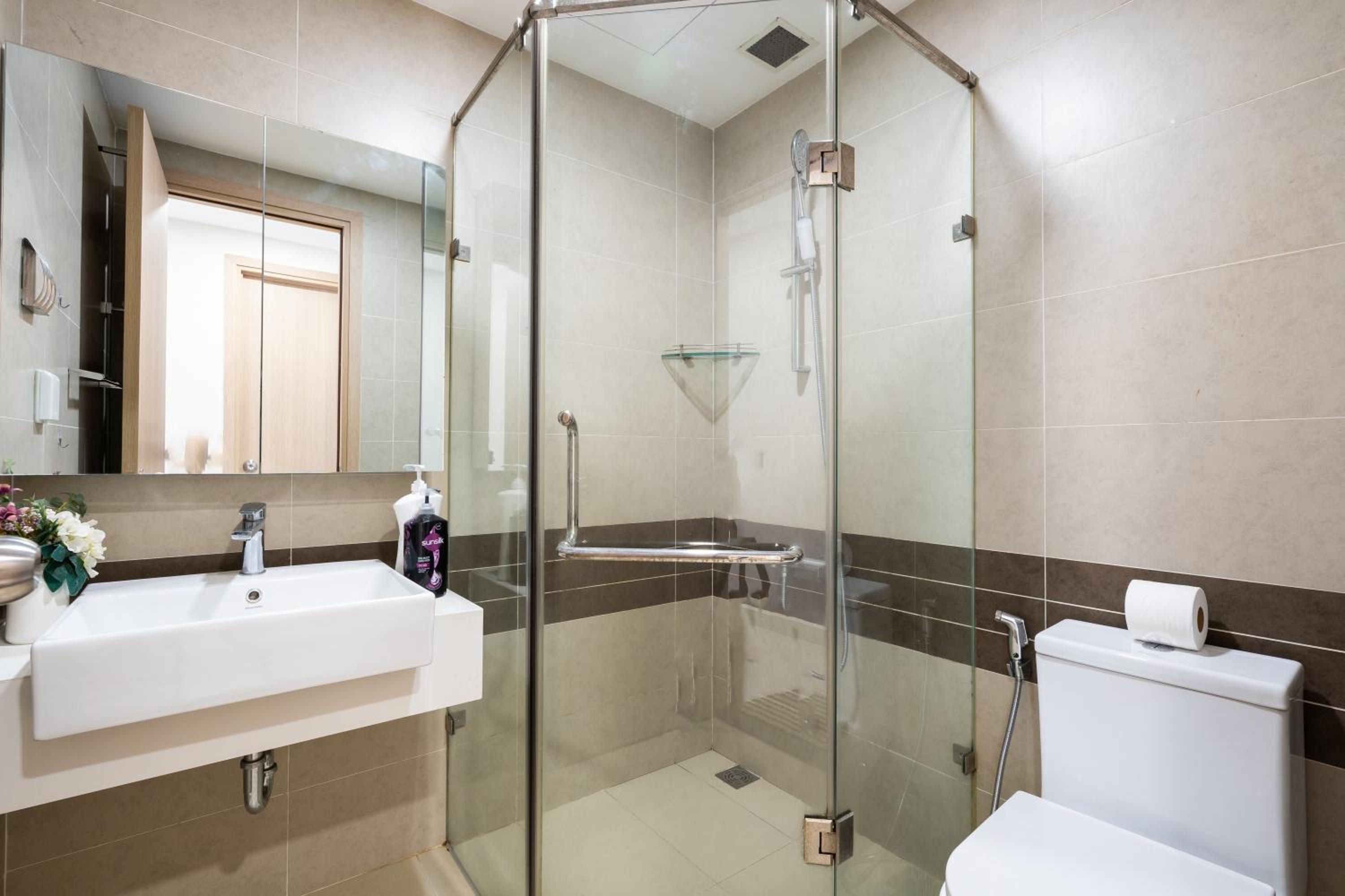 Kandy in Rivergate Luxury Apartment - near Ben Thanh market