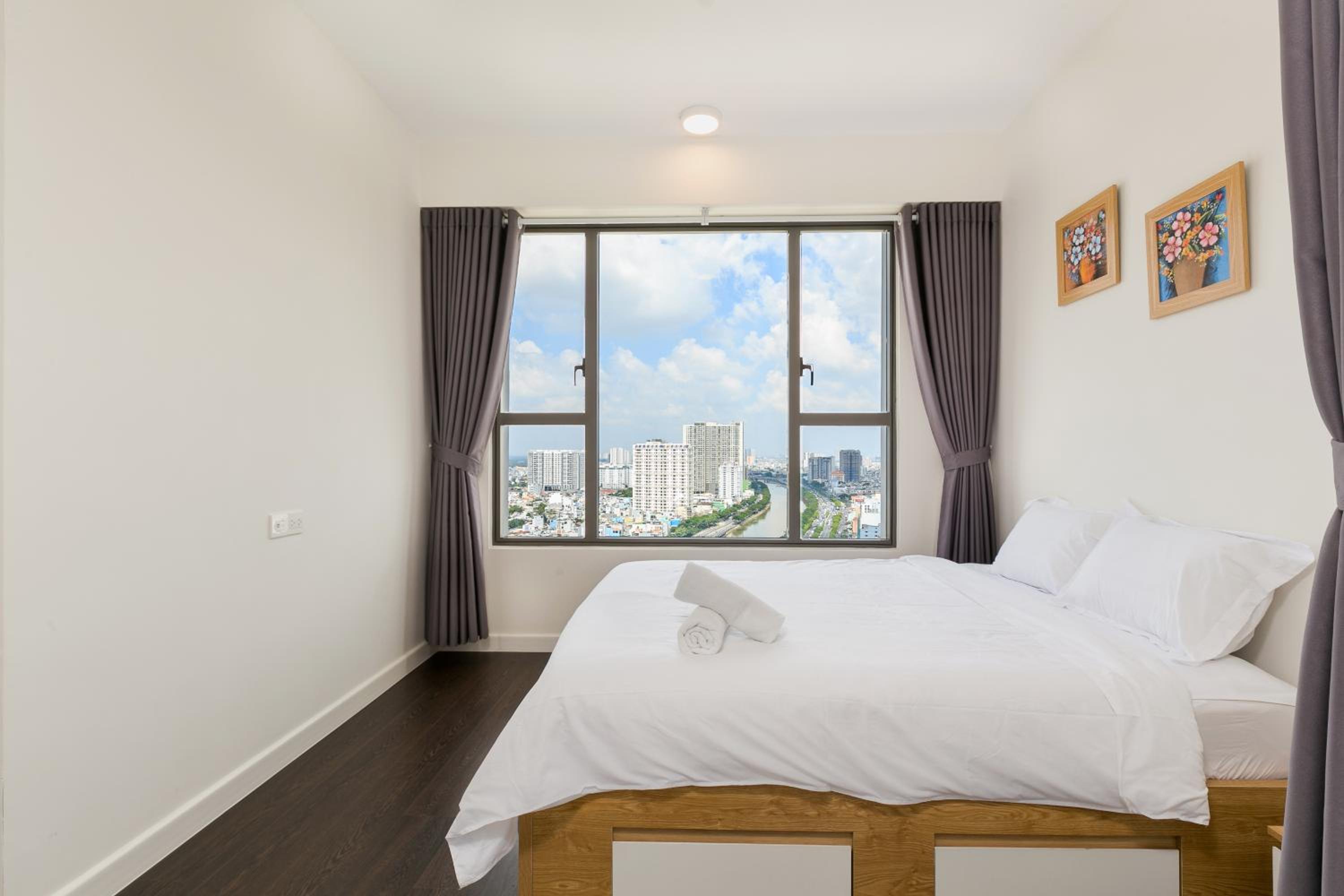 Kandy in Rivergate Luxury Apartment - near Ben Thanh market