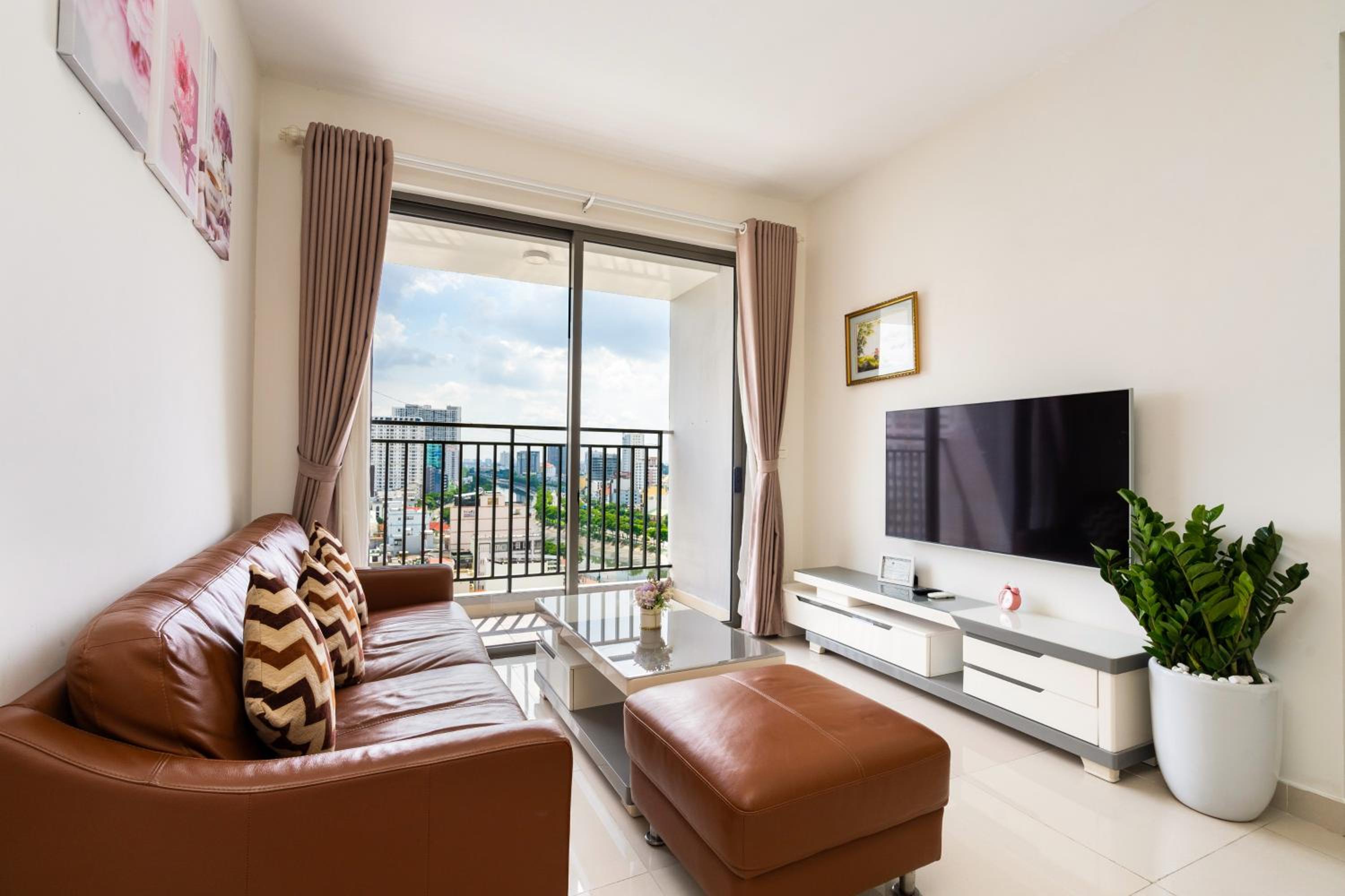 Kandy in Rivergate Luxury Apartment - near Ben Thanh market