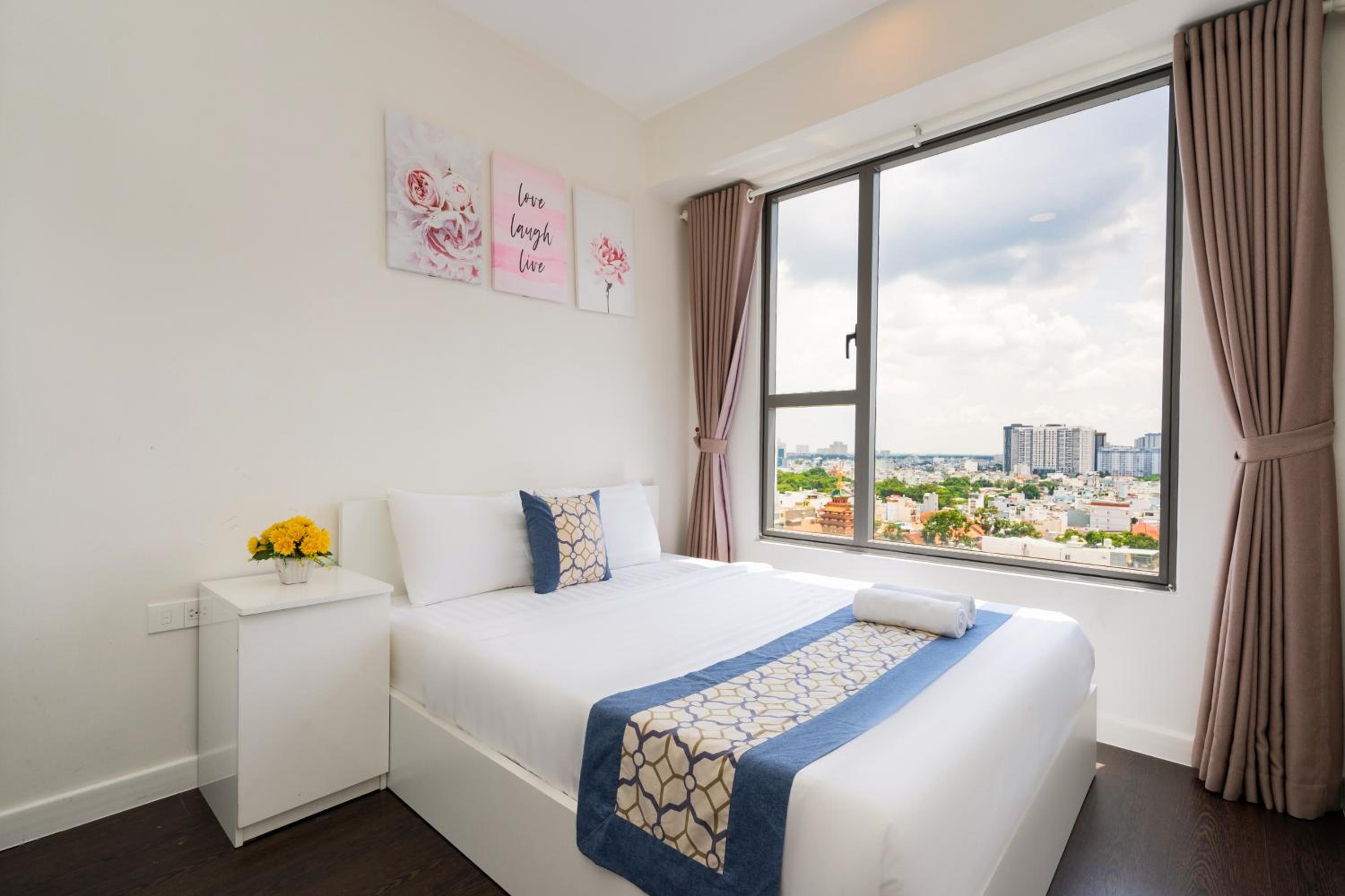 Kandy in Rivergate Luxury Apartment - near Ben Thanh market