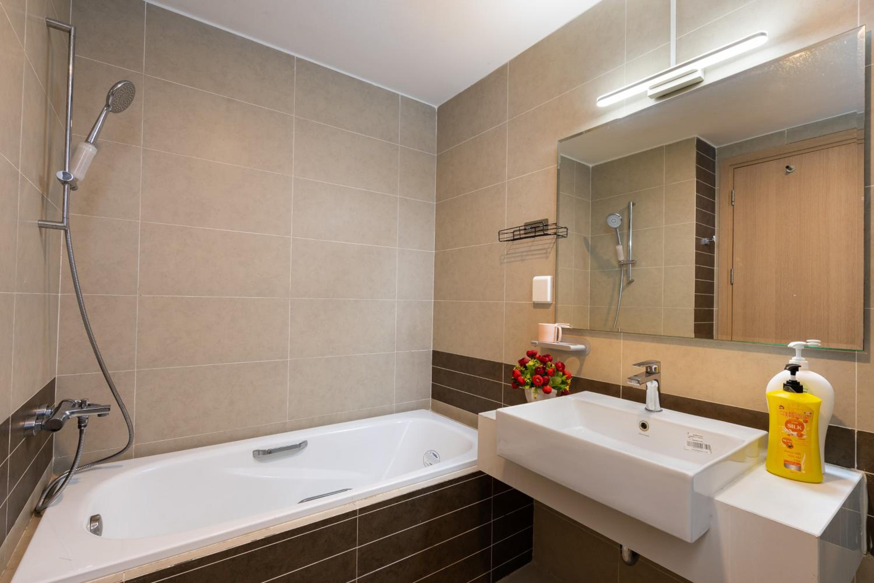 Kandy in Rivergate Luxury Apartment - near Ben Thanh market