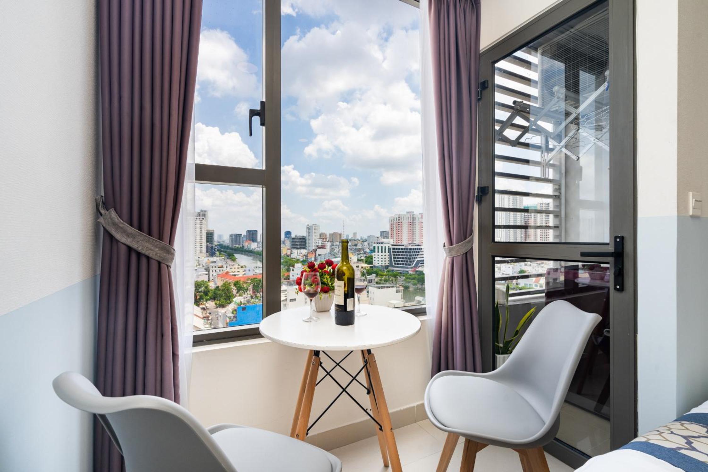 Kandy in Rivergate Luxury Apartment - near Ben Thanh market