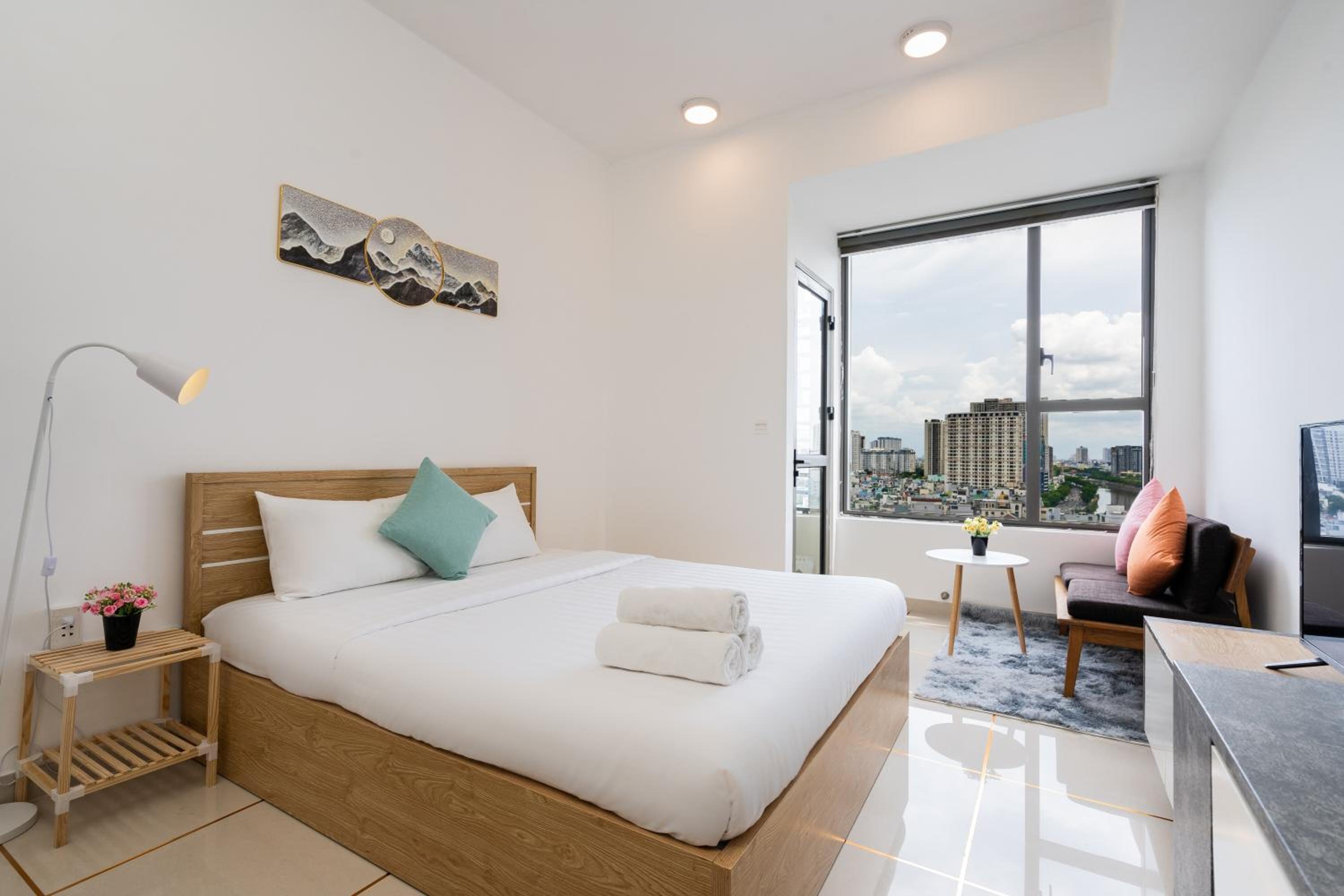 Kandy in Rivergate Luxury Apartment - near Ben Thanh market