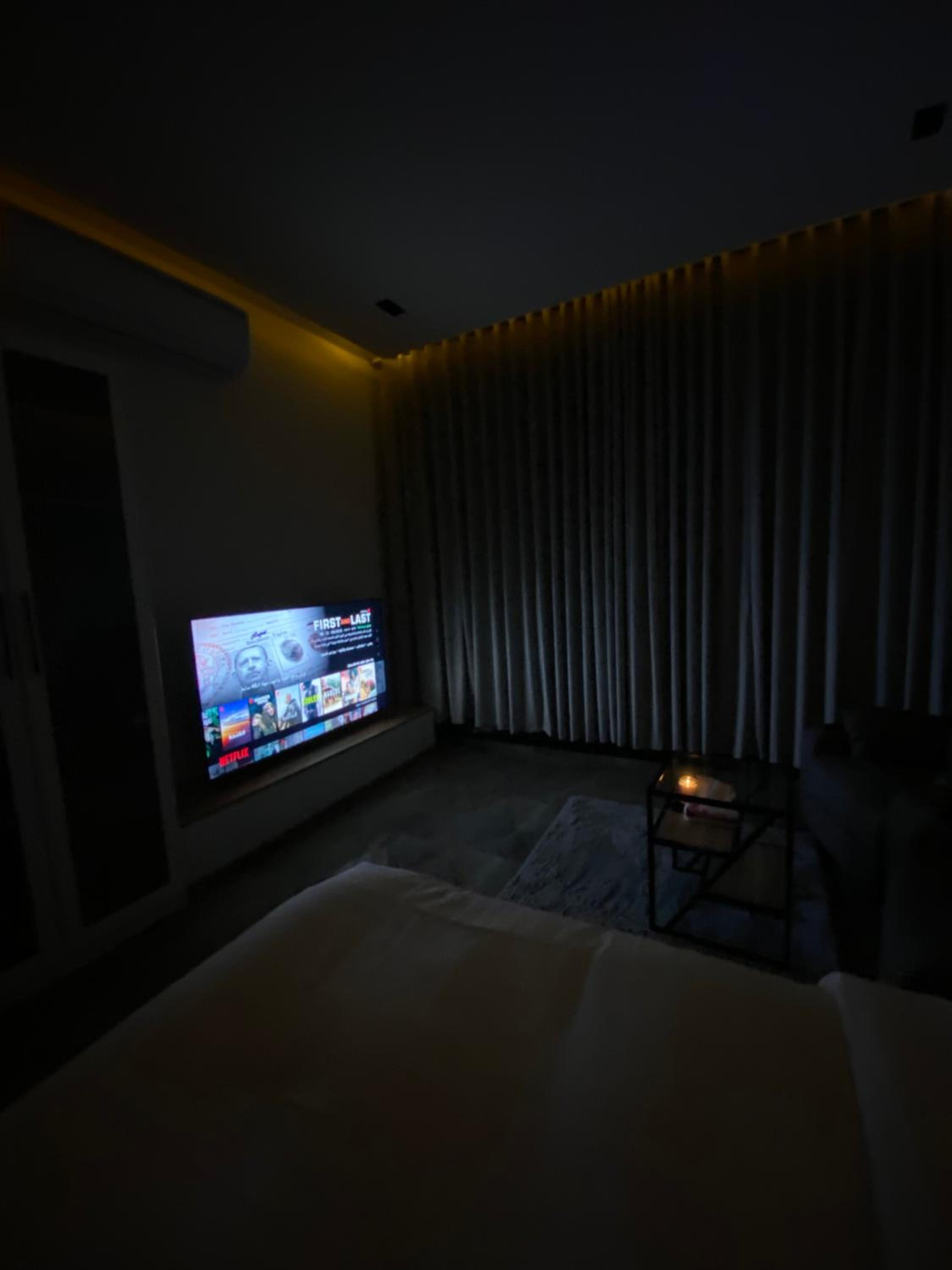Luxury Boulevard Studio With Outdoor Area