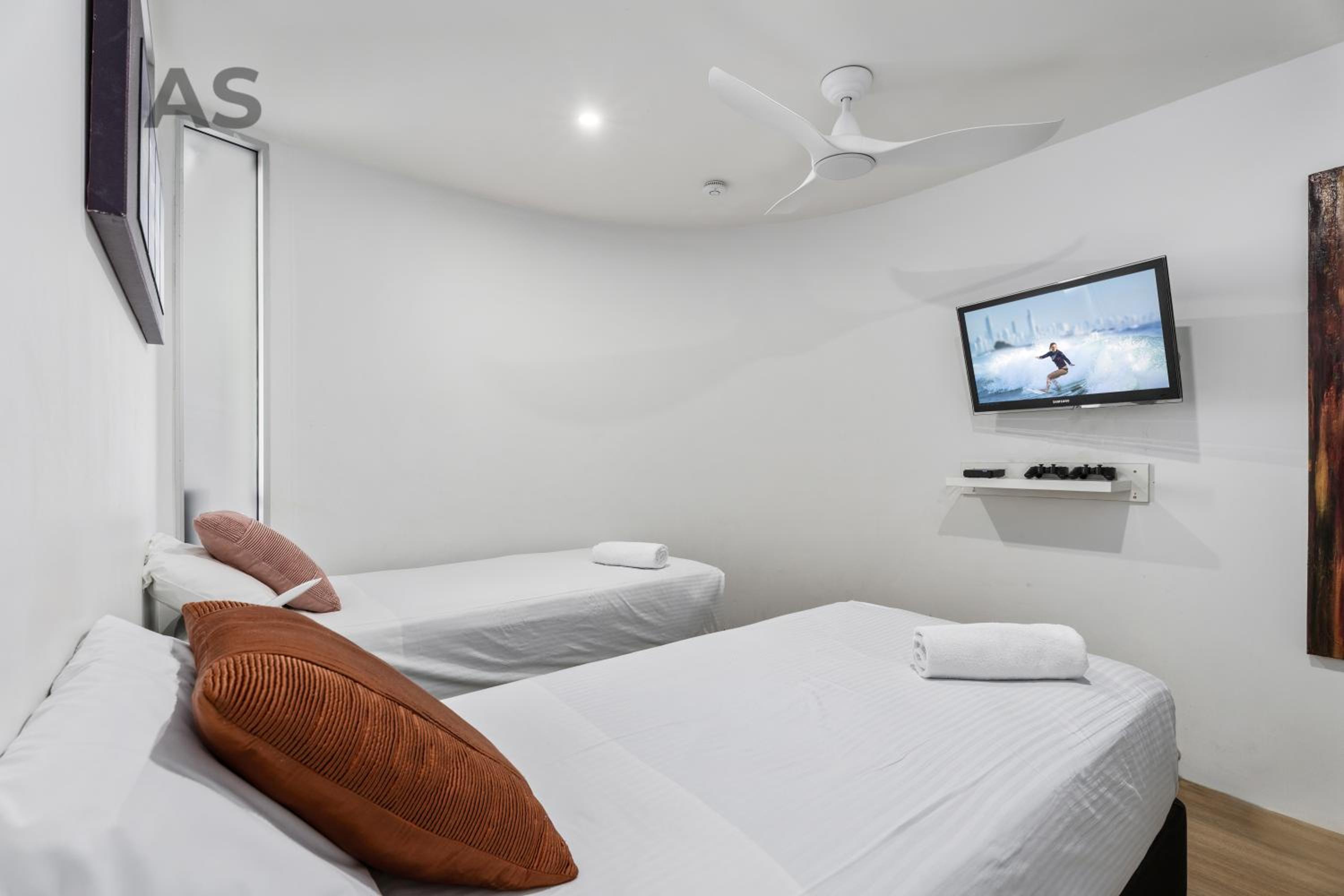 Circle on Cavill - Private Apartments - Apartment Stay photo 27 of 58