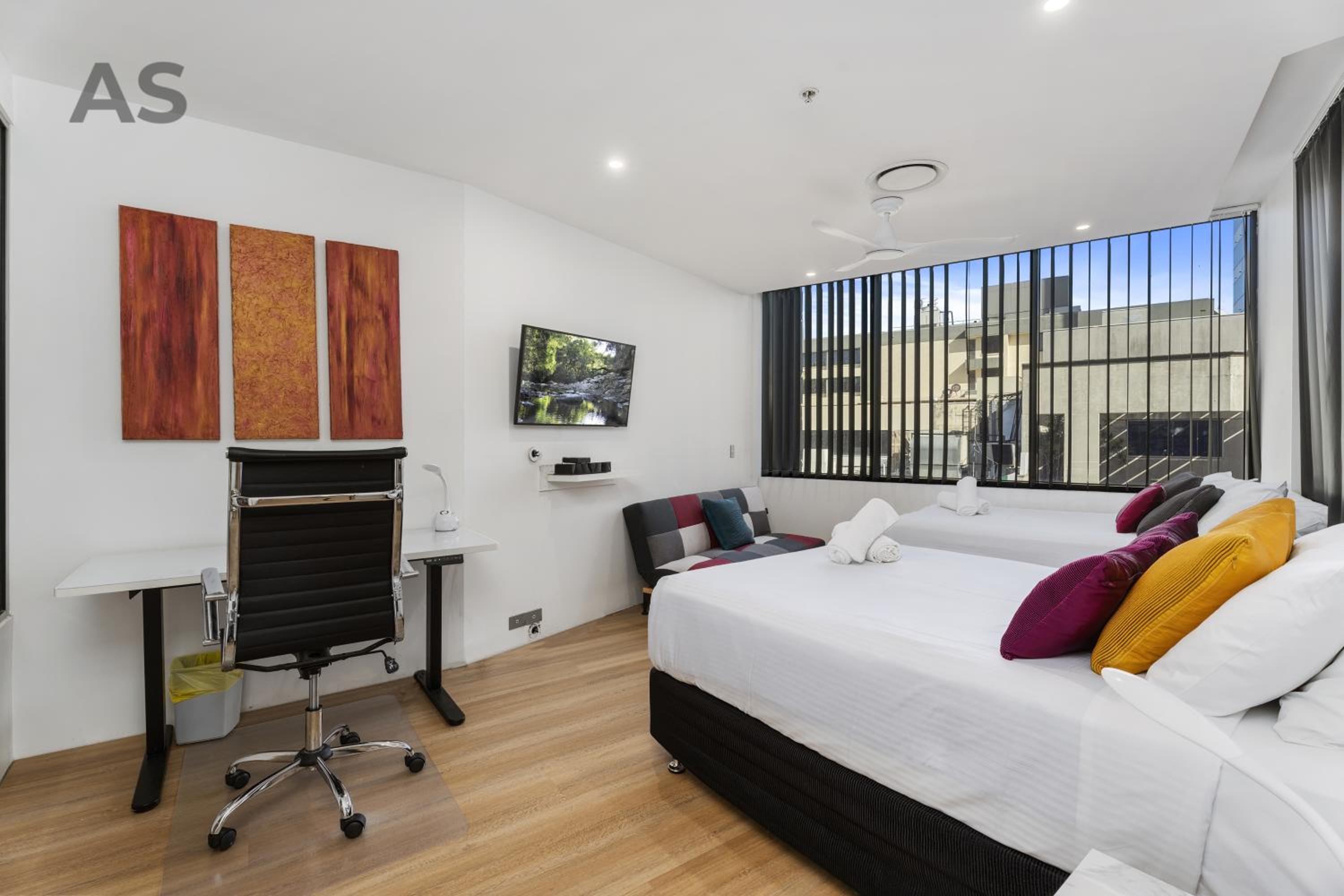 Circle on Cavill - Private Apartments - Apartment Stay photo 56 of 58