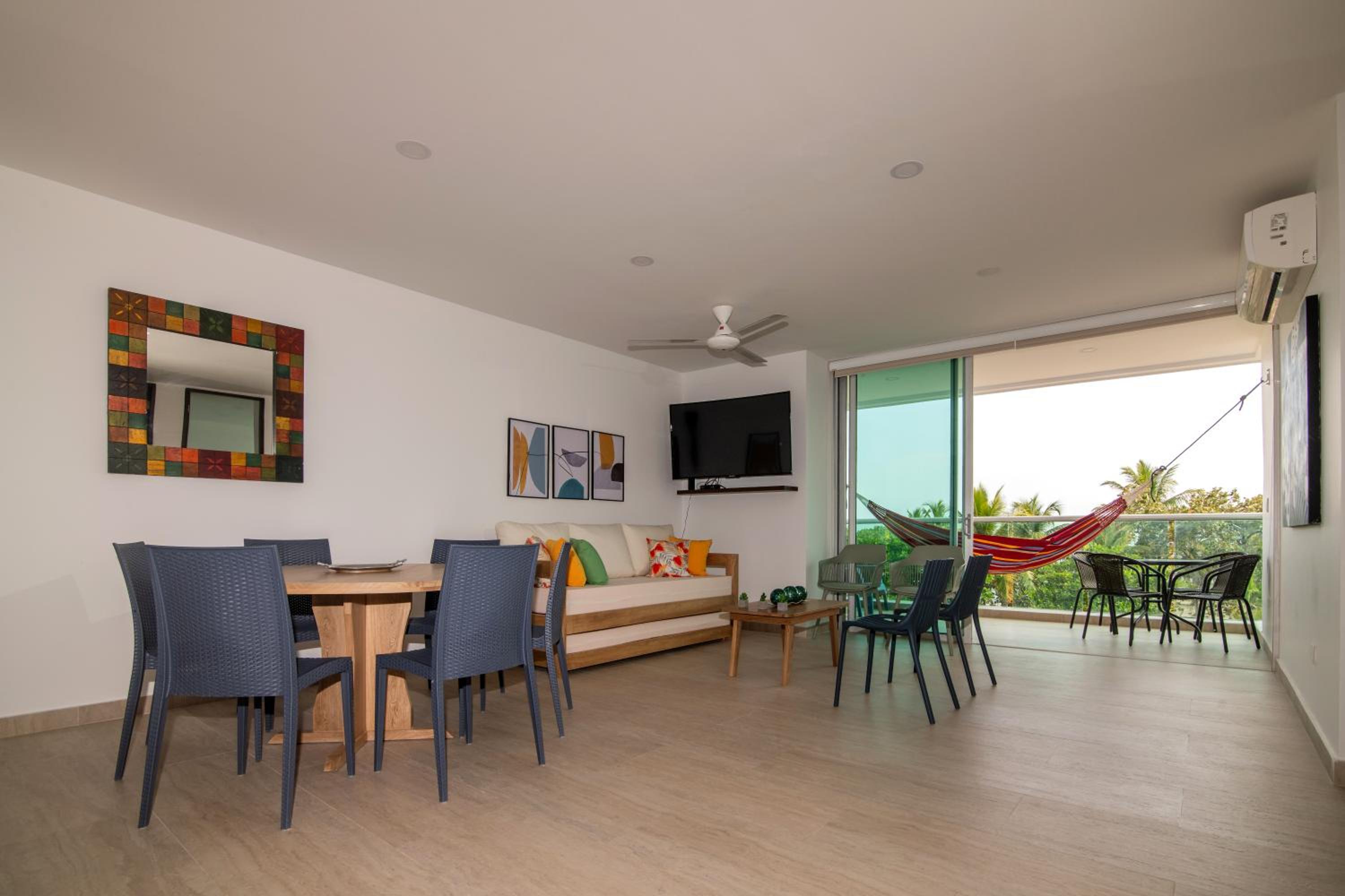Magico Apartamento Frente al Mar 2 Habitaciones MSC33