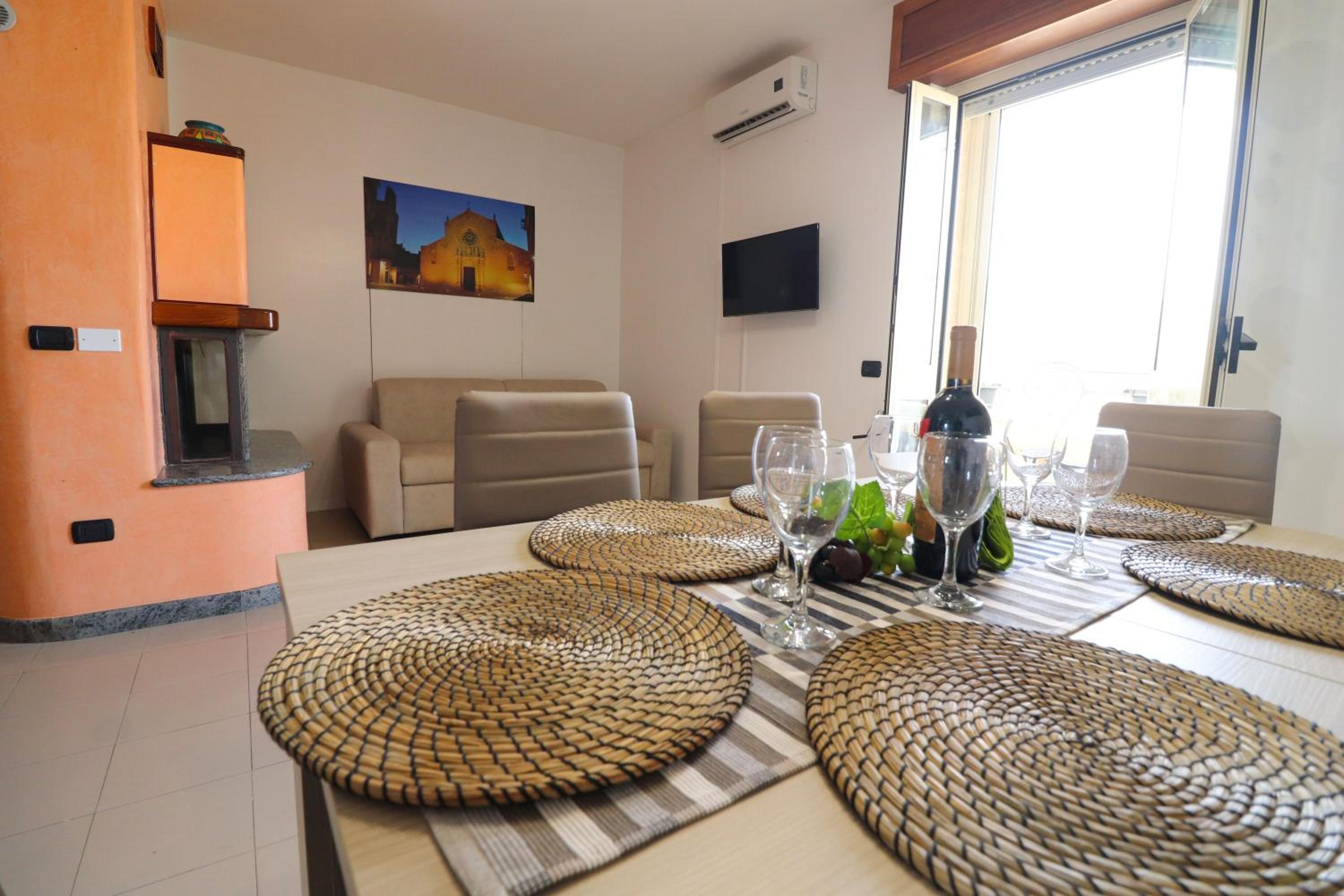 Calipsos home in Otranto en Otranto — dining
