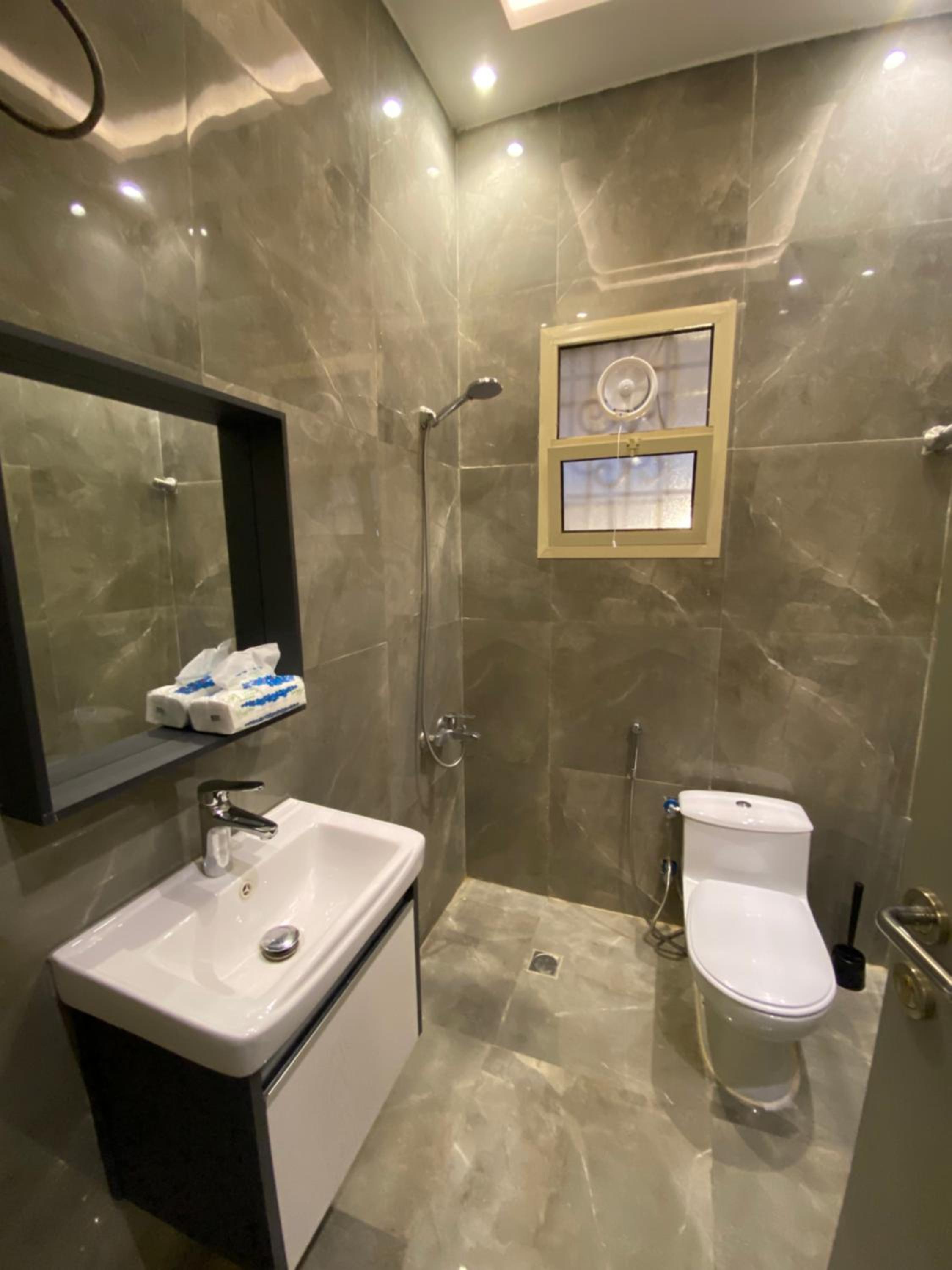 Al Aqiq Elegant and luxurious Studio, Private and Self Entry