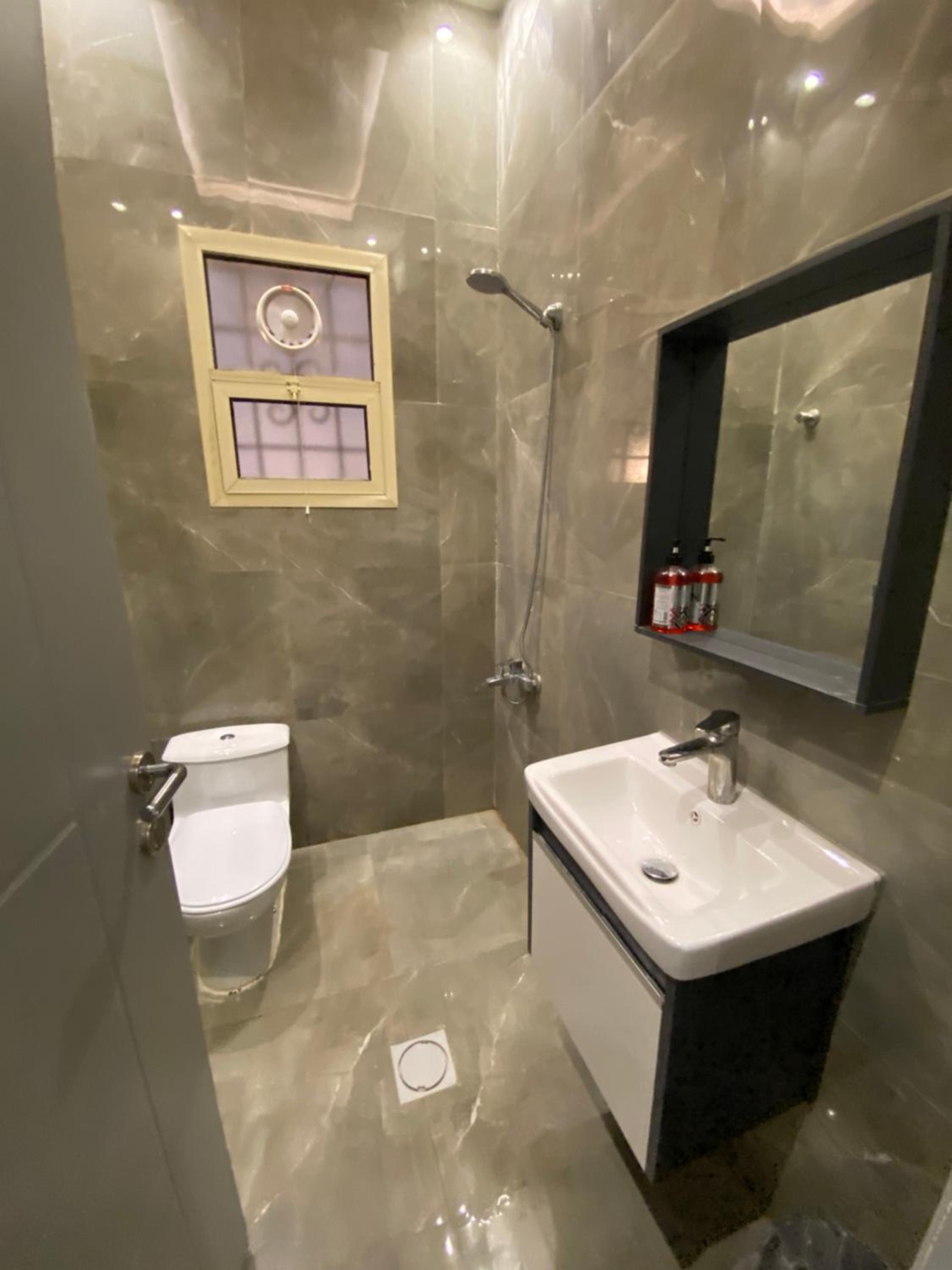 Al Aqiq Elegant and luxurious Studio, Private and Self Entry