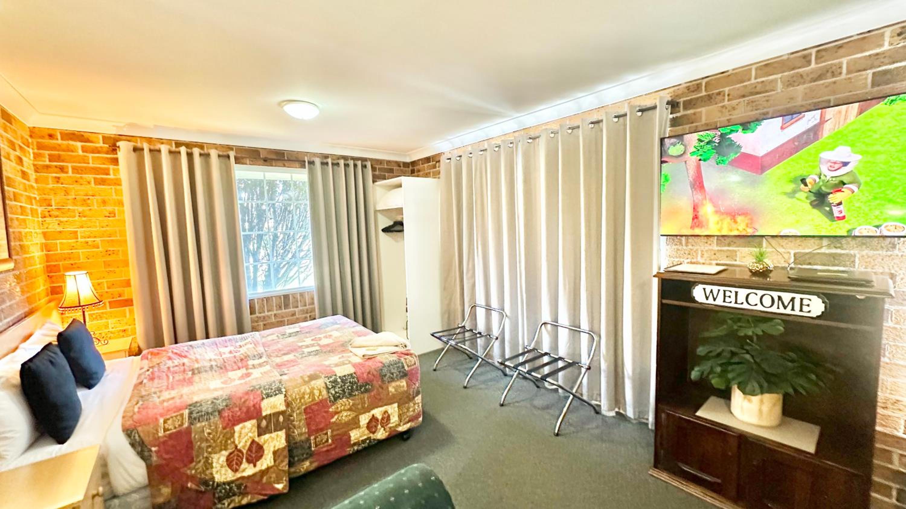 Golden Grain Motor Inn