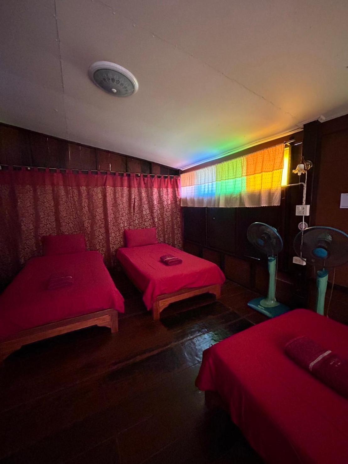 Baan Are Gong Riverside Homestay