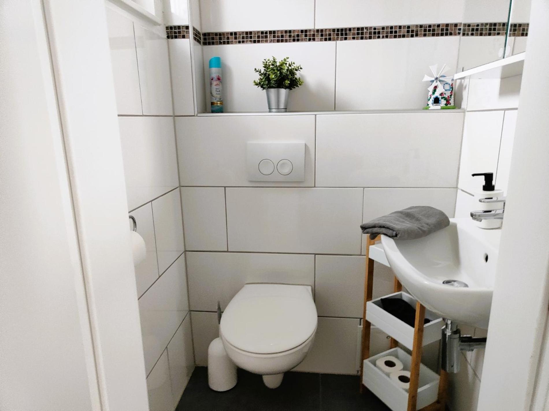 Ferienwohnung Heide 2 en Walsrode — bathroom