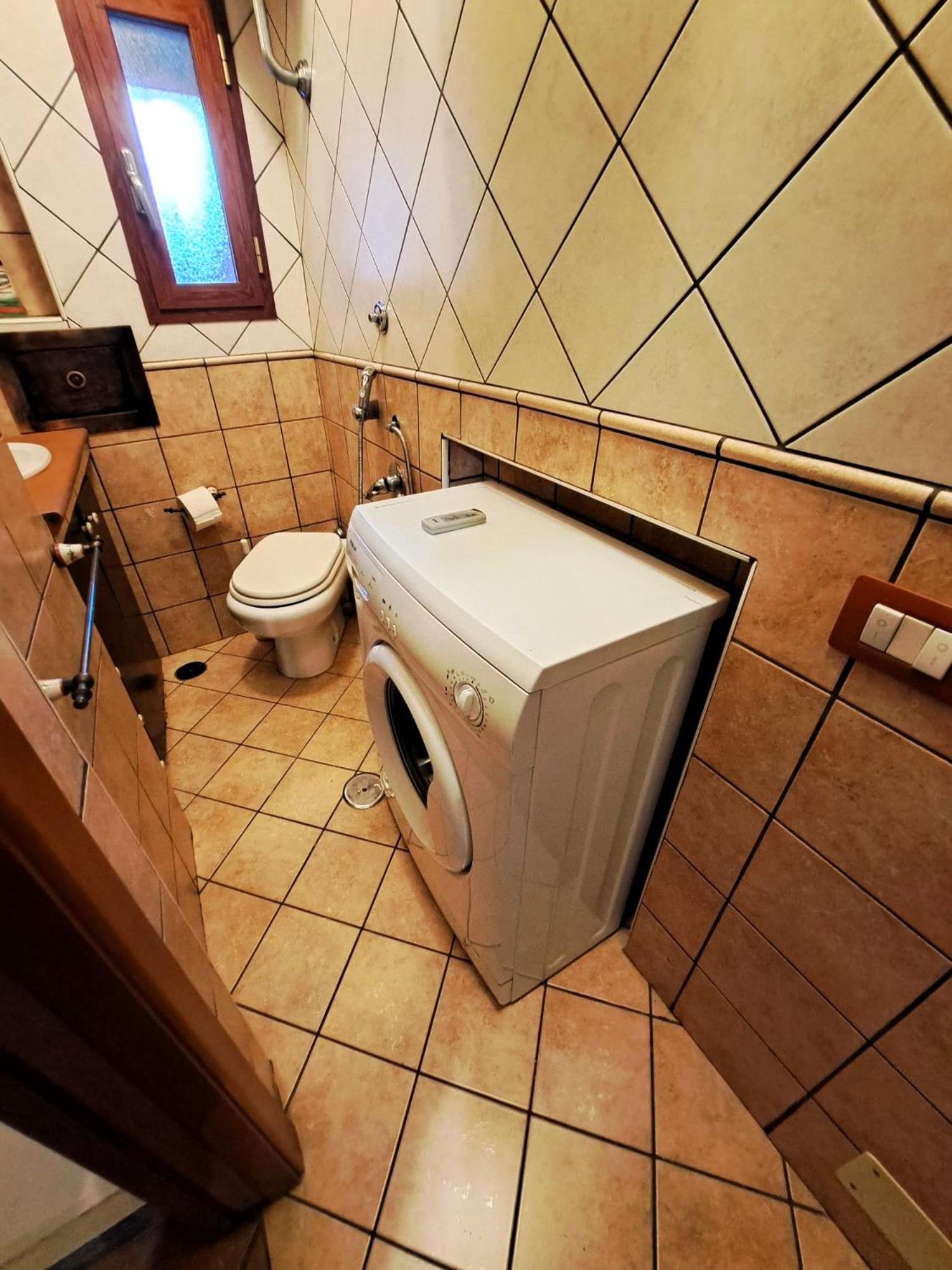 INTERNO 13, nel cuore di Napoli