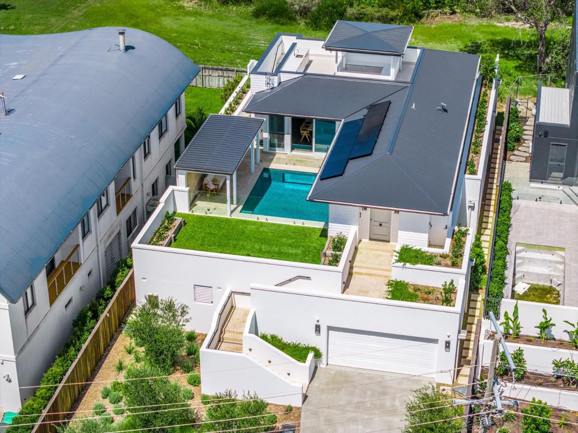 Aquarium - beachfront Pottsville home with pool