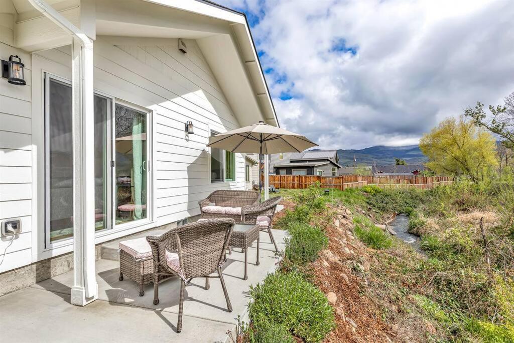Wagner Creek Cottage: Charming 2 BR