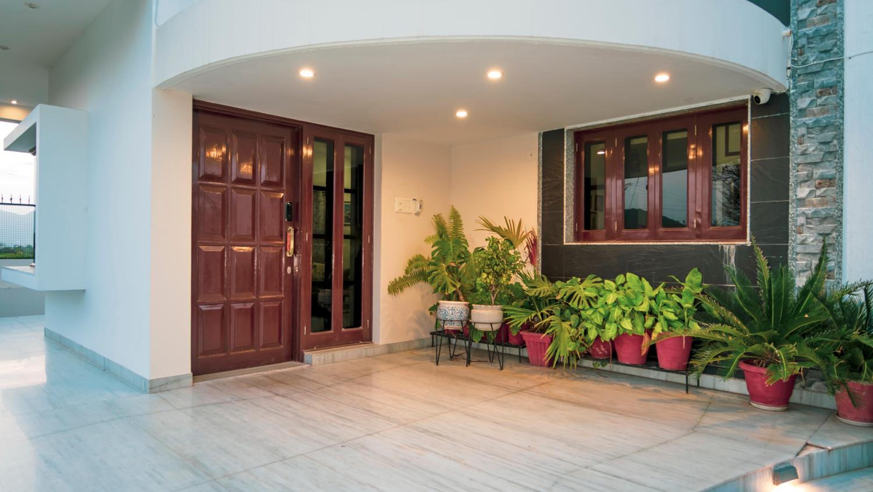 Sereine Villa by Luxe Voya Hospitality view 5