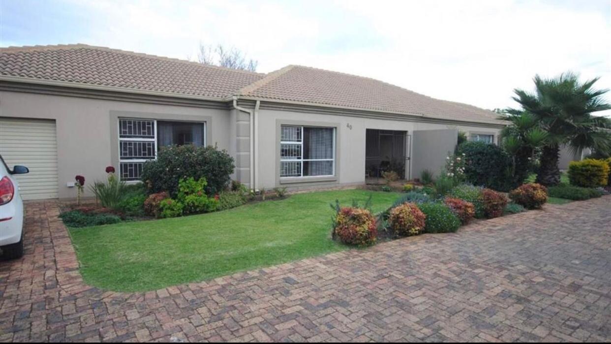 Oasis Guesthouse