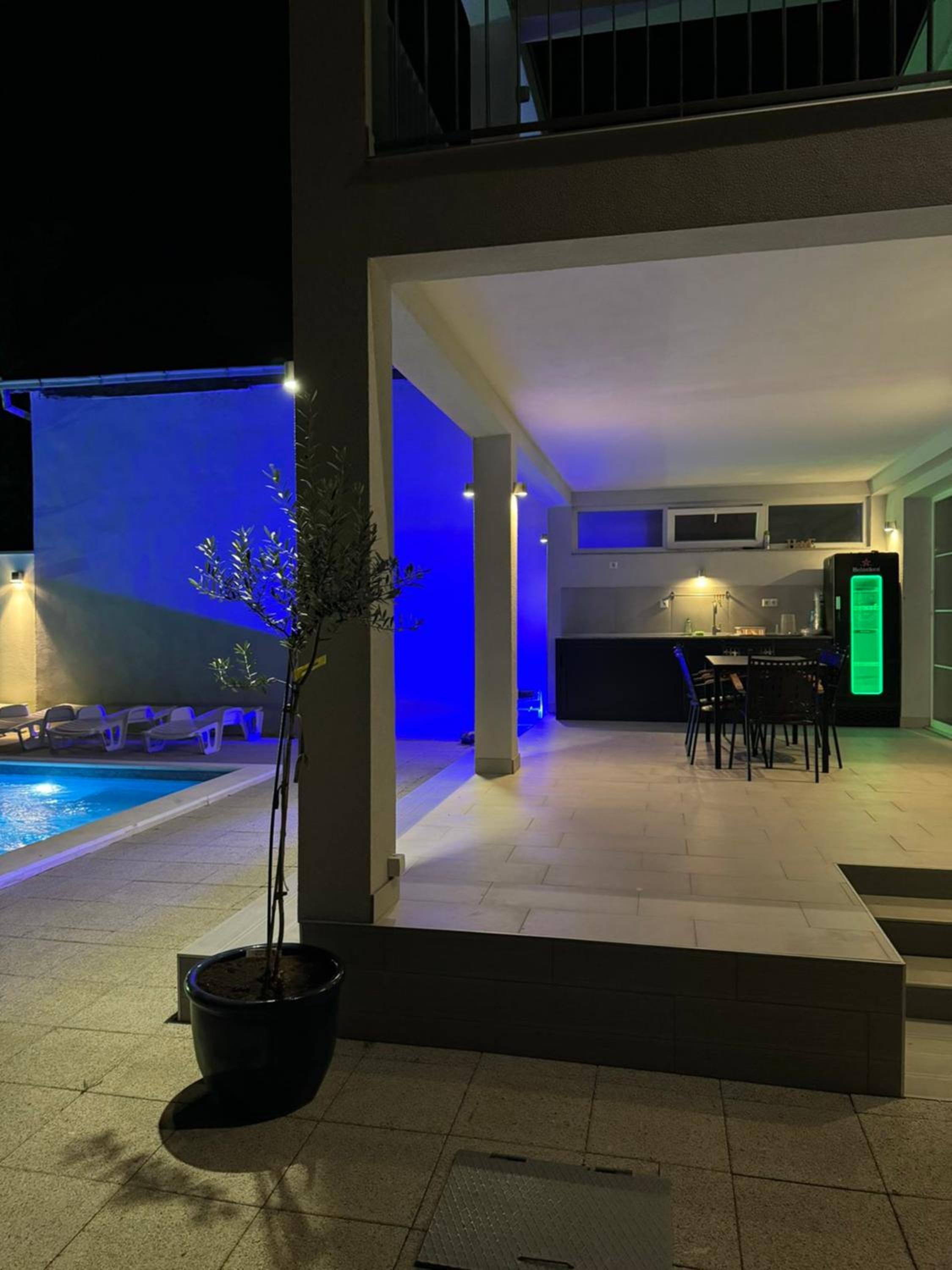 Villa Aqua