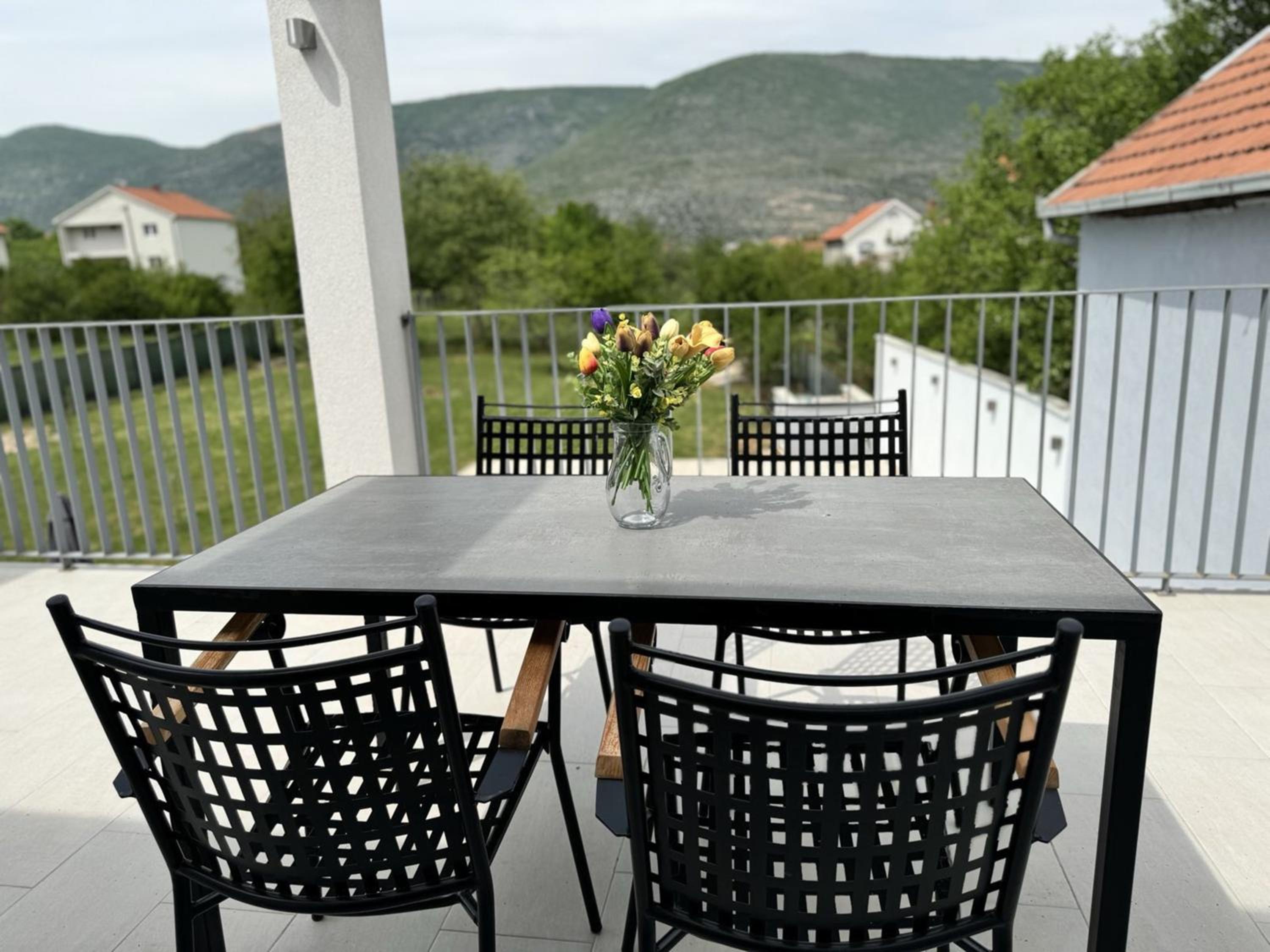 Villa Aqua