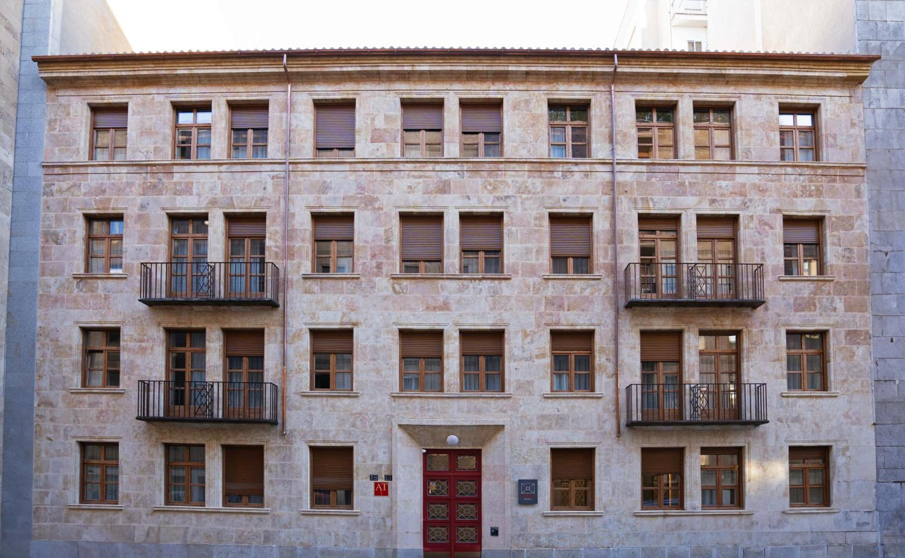 Prisma Suites