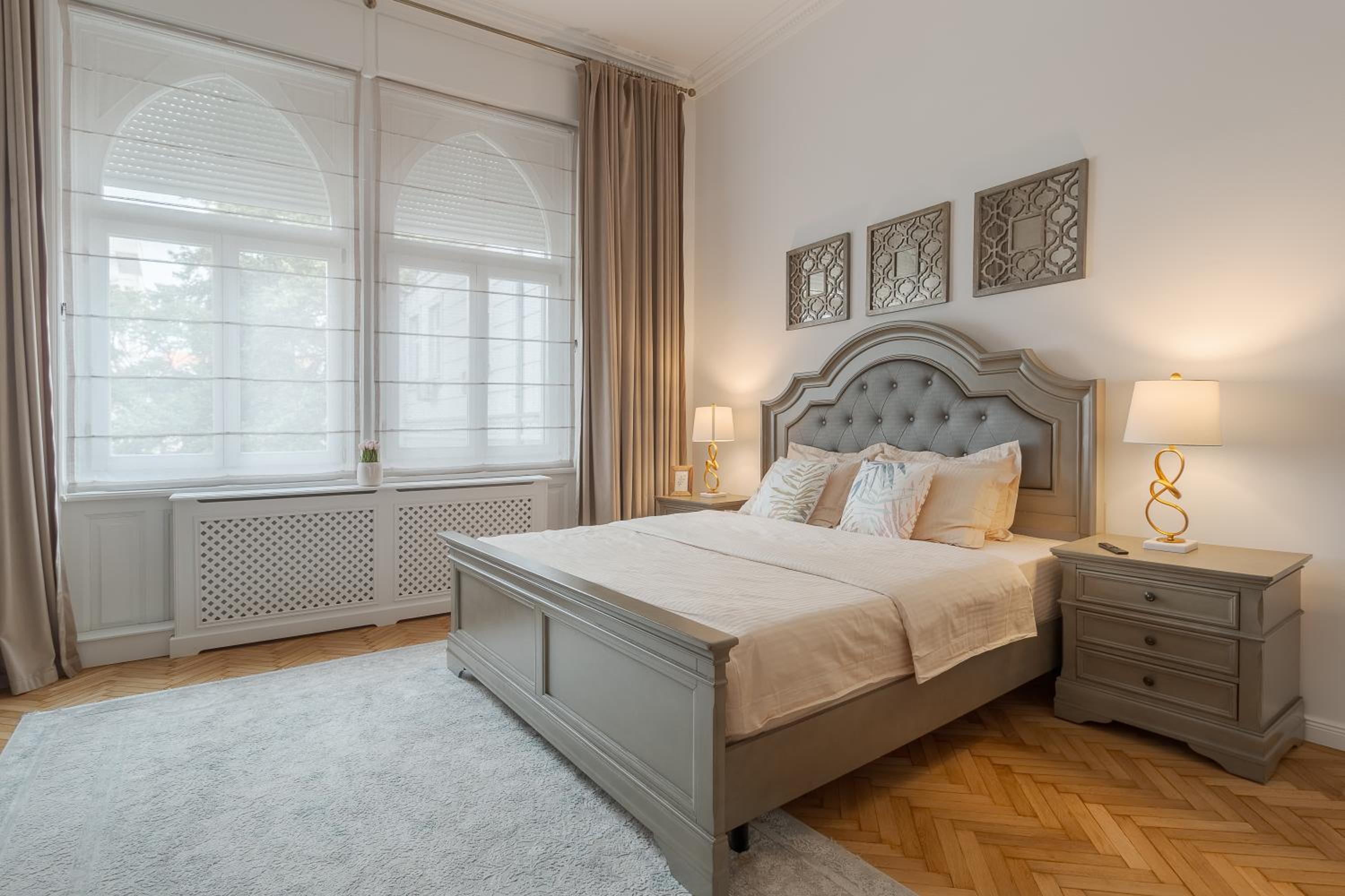 UNIQUE Experience - Palat istoric Oradea -Ultraelegant și spațios view 4