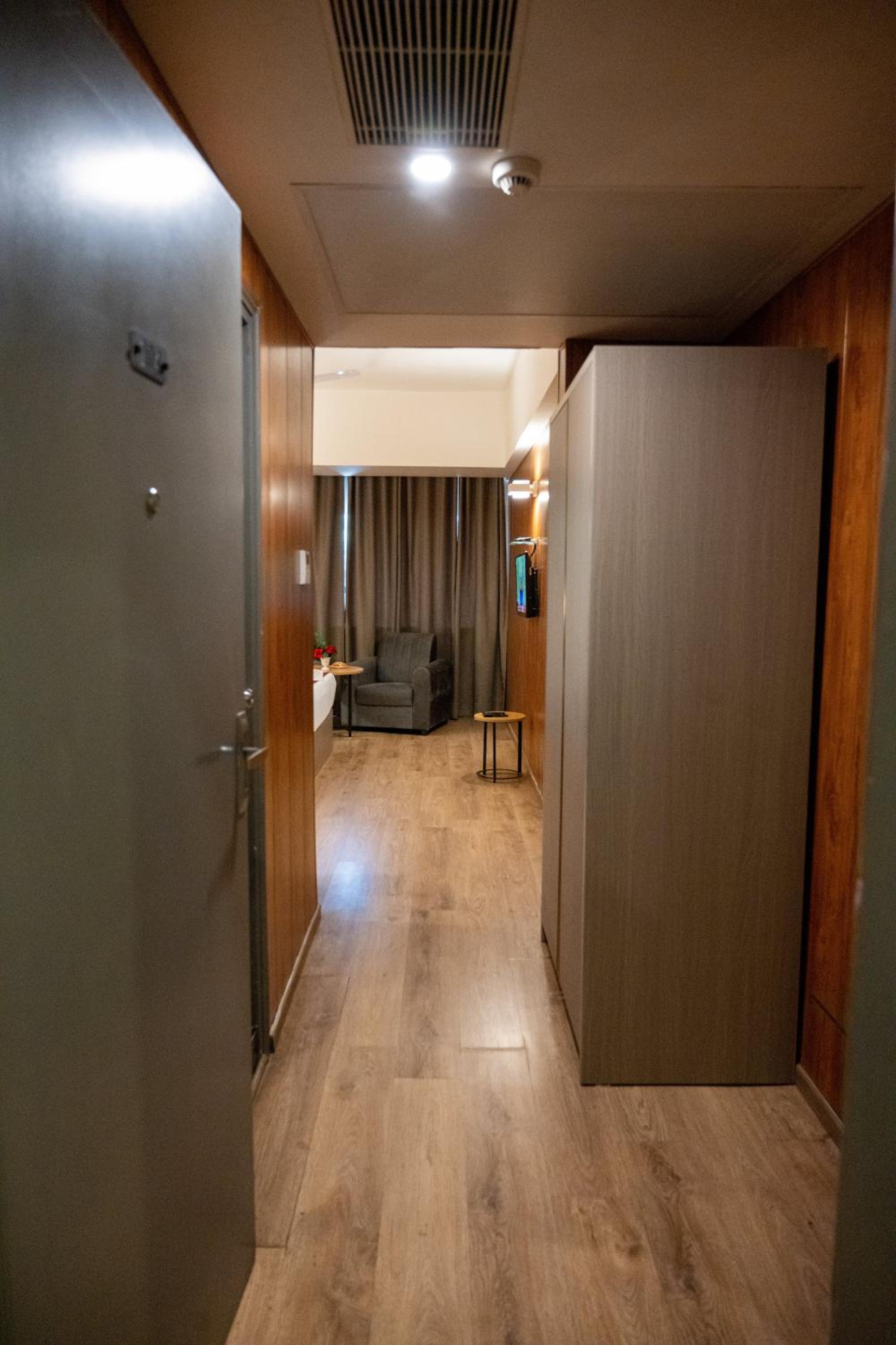 Hotel Asrani International Secunderabad