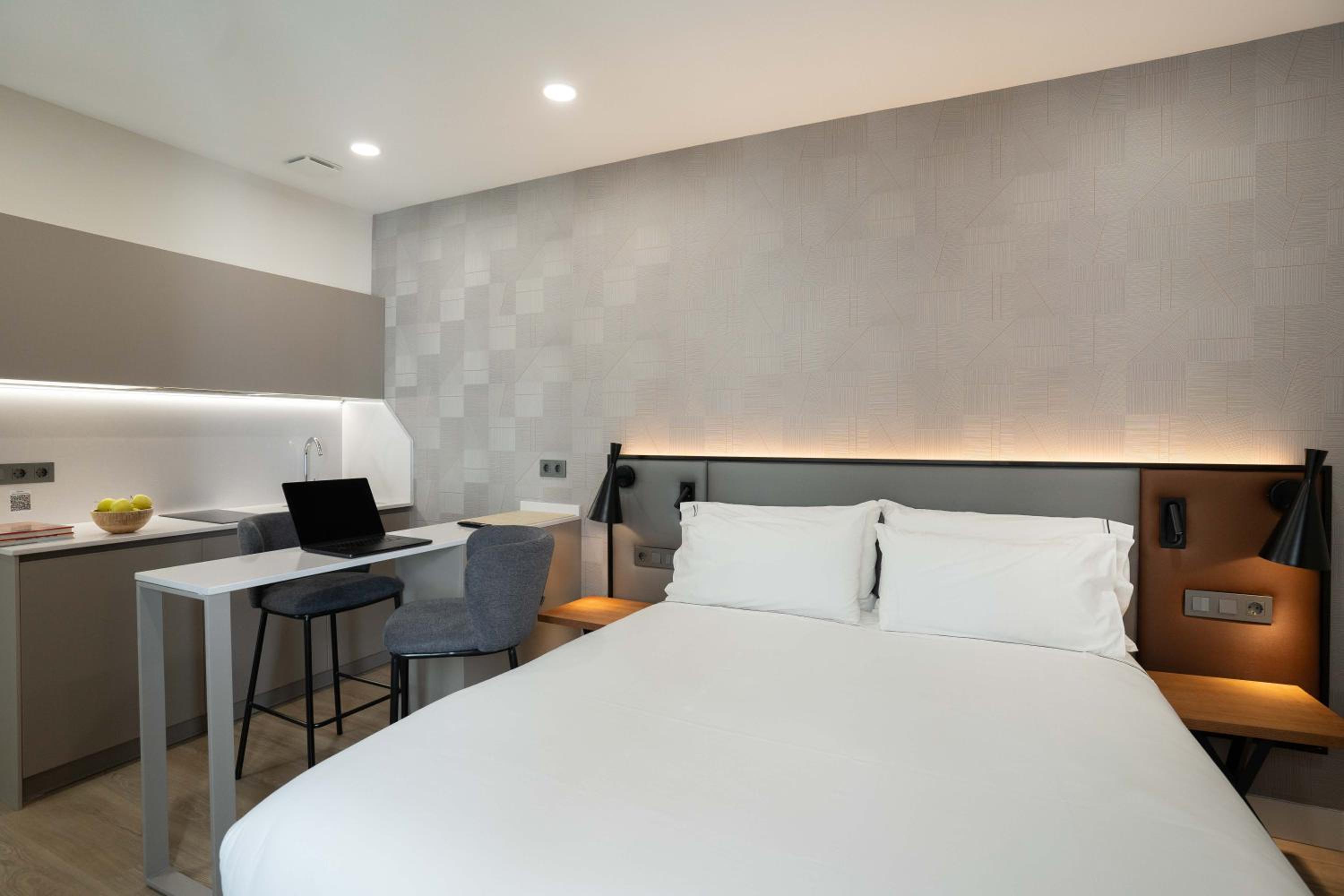 Prisma Suites