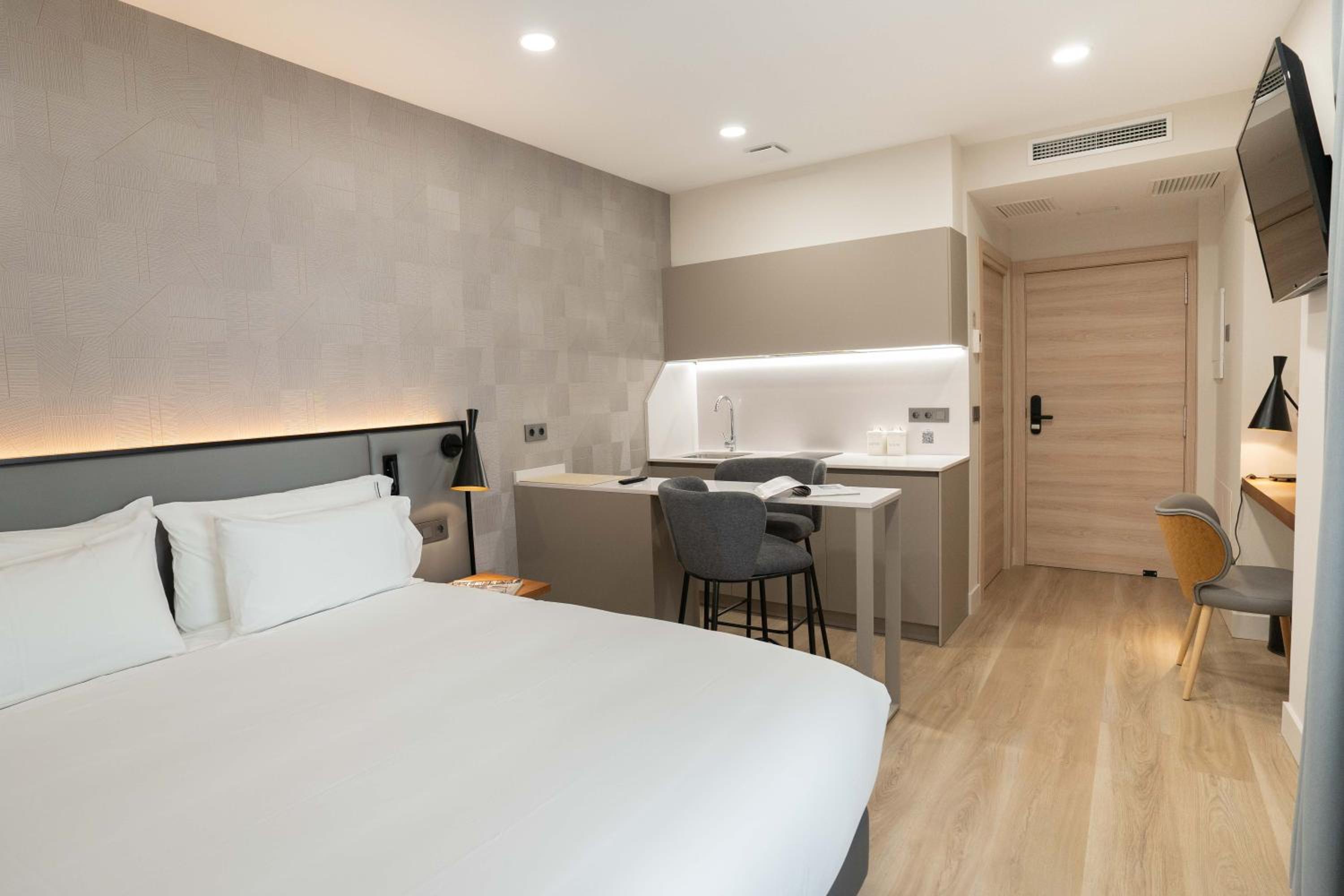 Prisma Suites