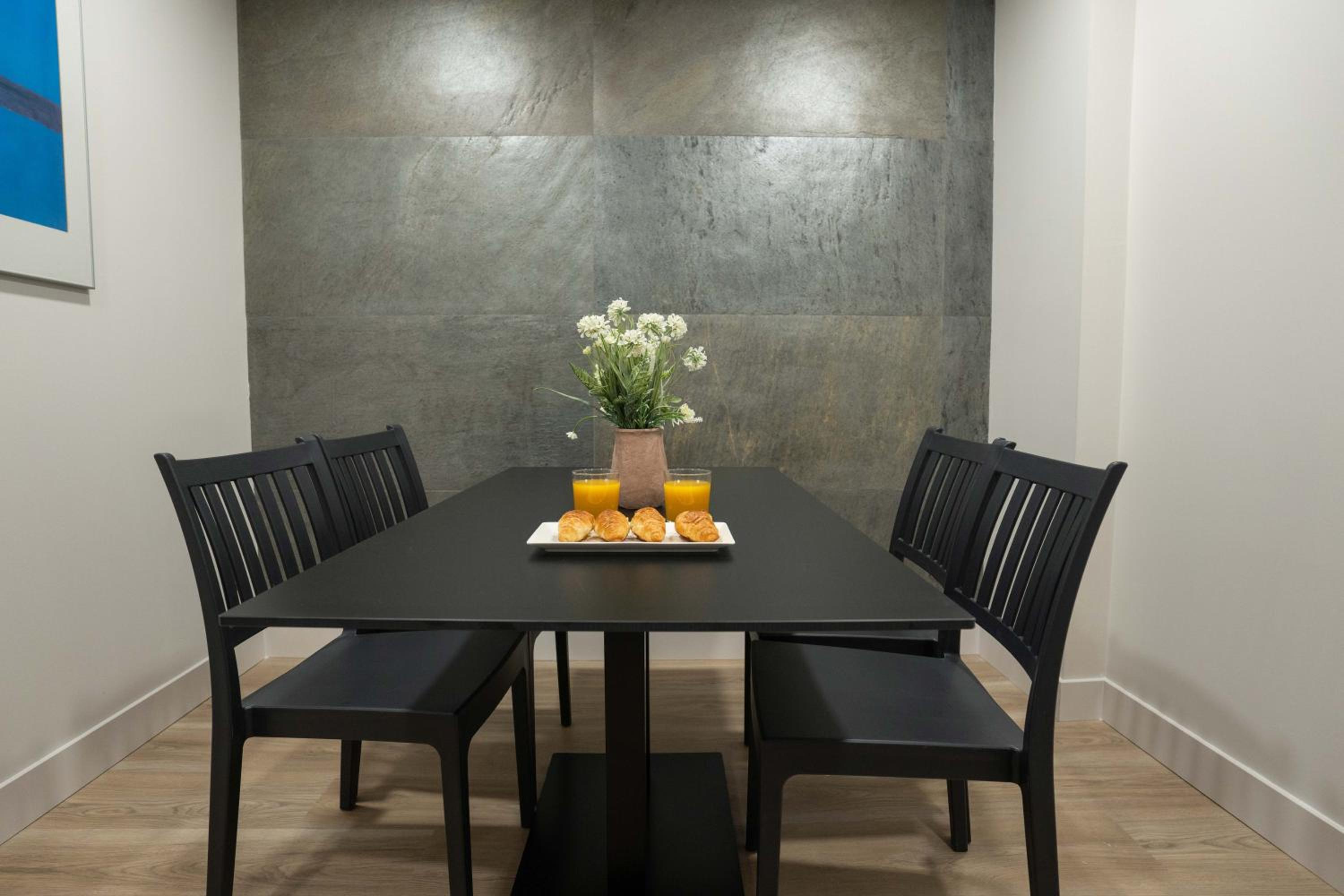 Prisma Suites
