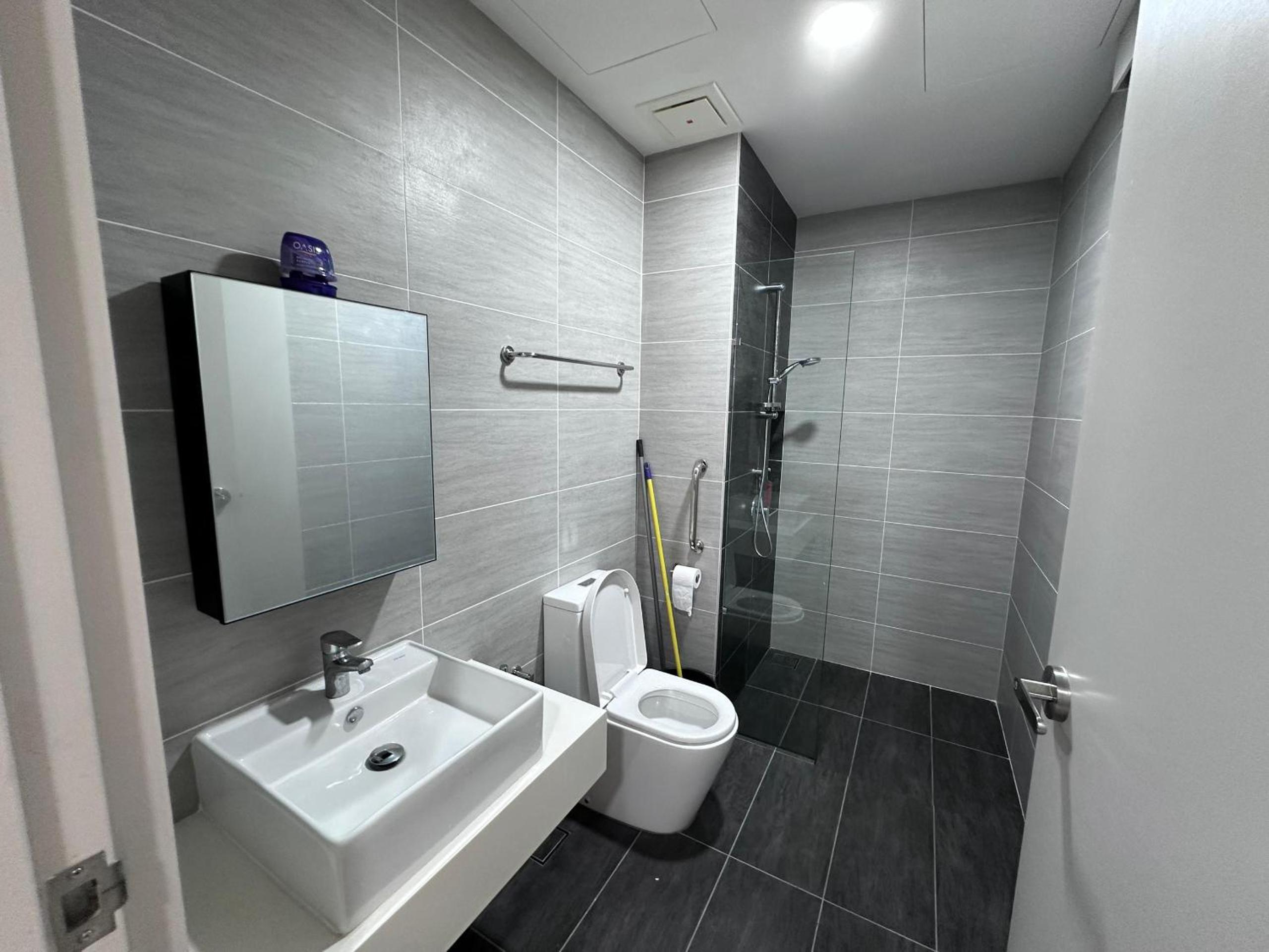 KLCC view 2BR-2BR luxury apartment Trion KL