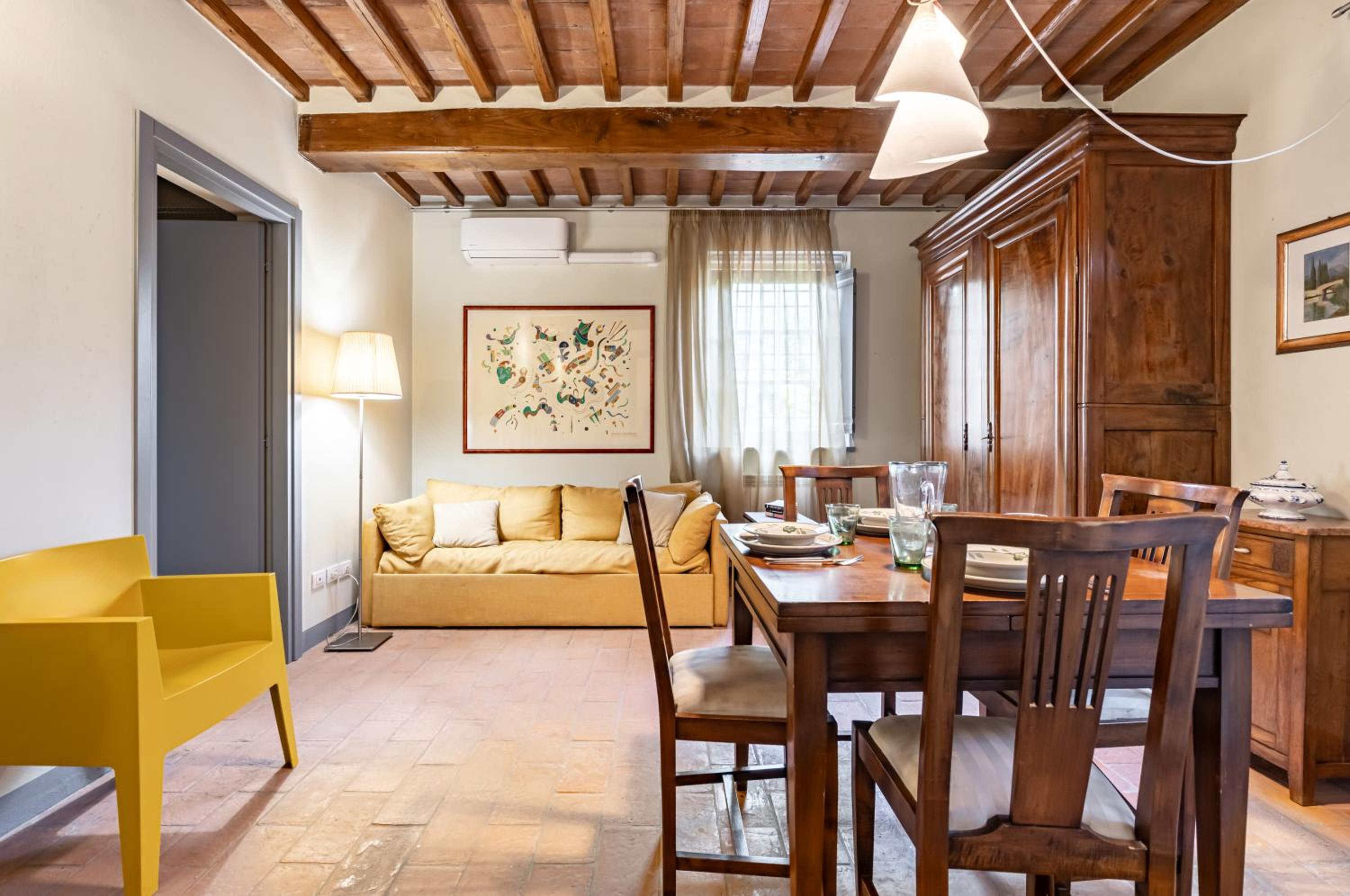GuestHost - Residence La Mandolata Apartments W Pool & Parking! view 3
