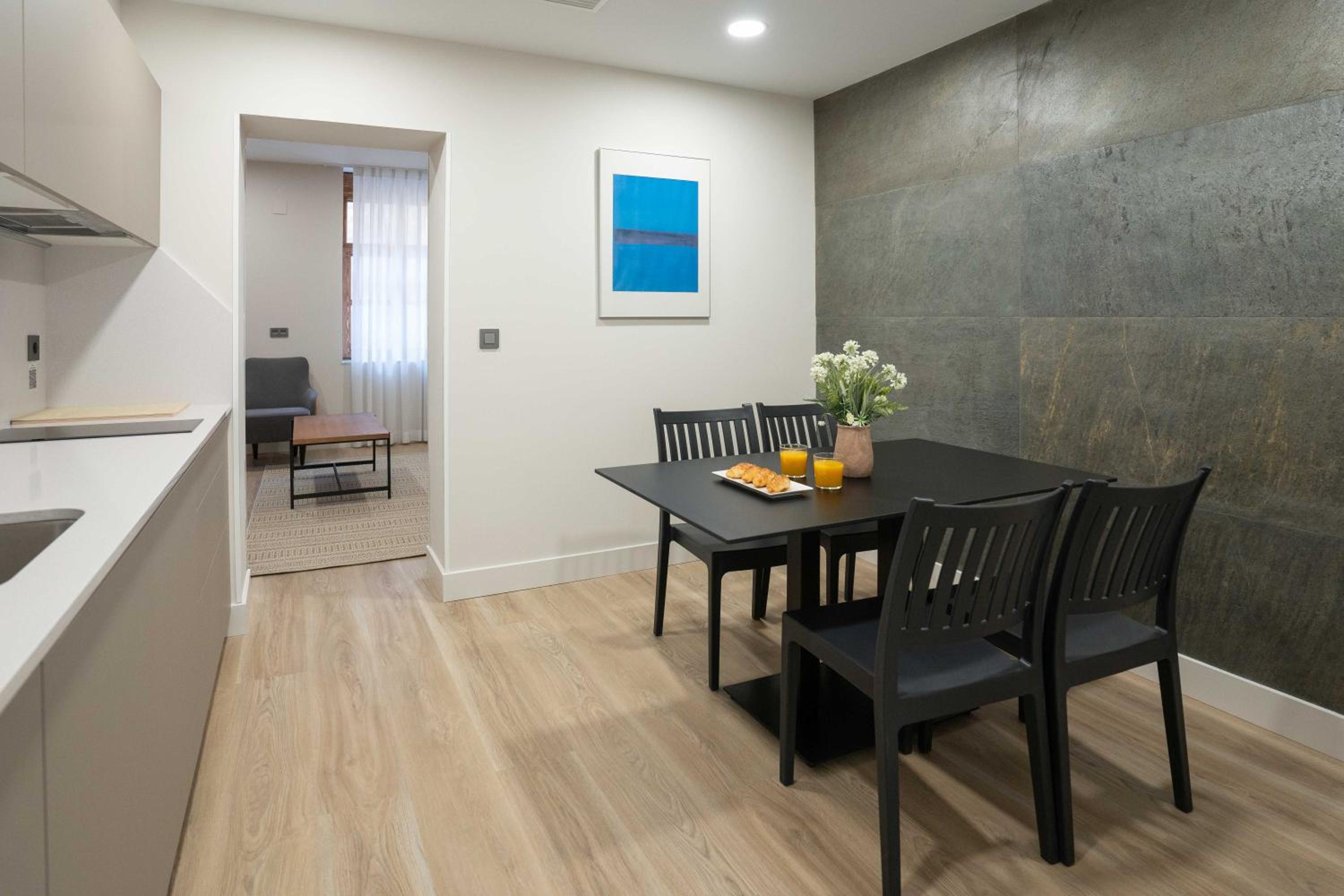 Prisma Suites