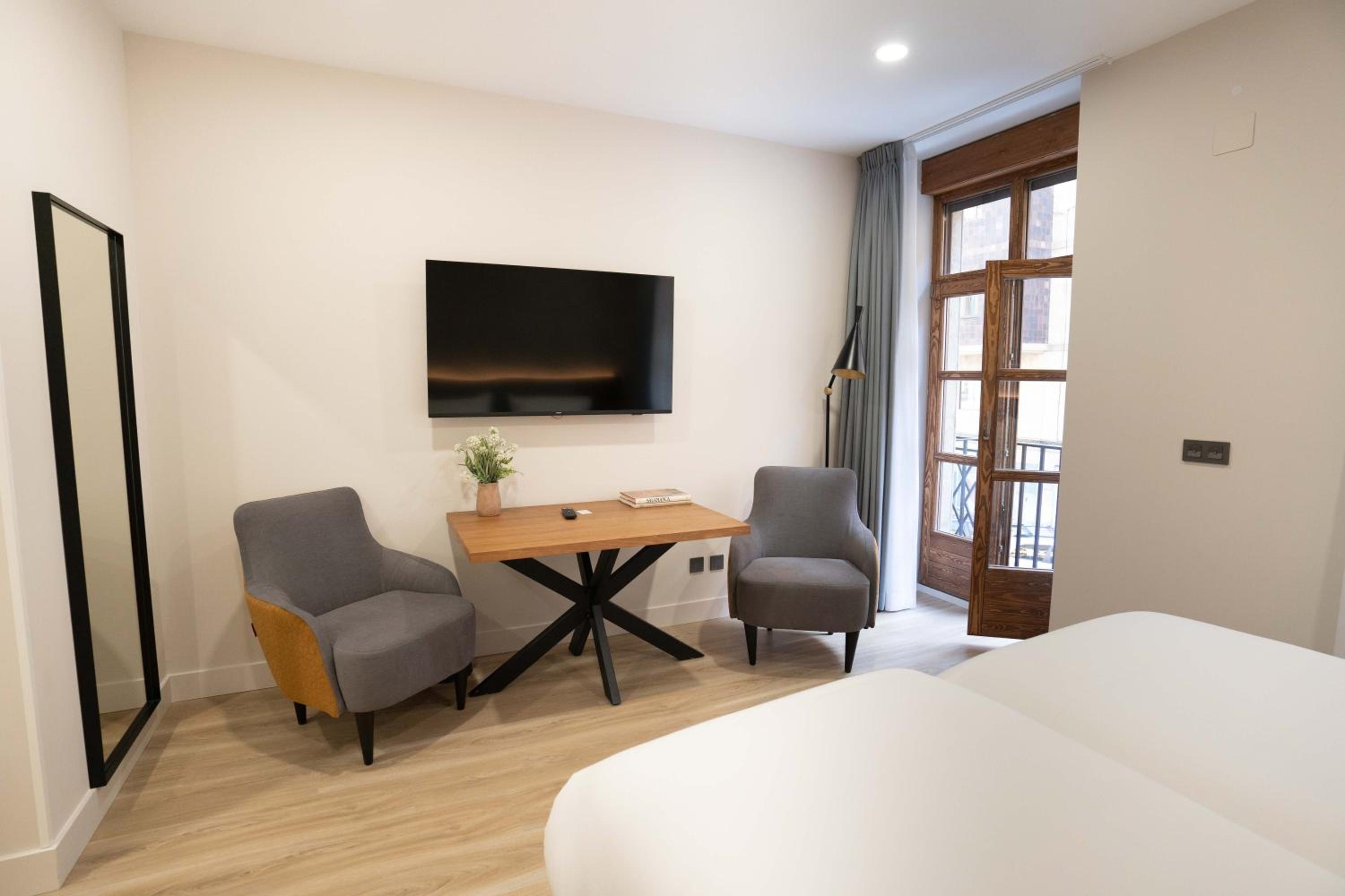 Prisma Suites