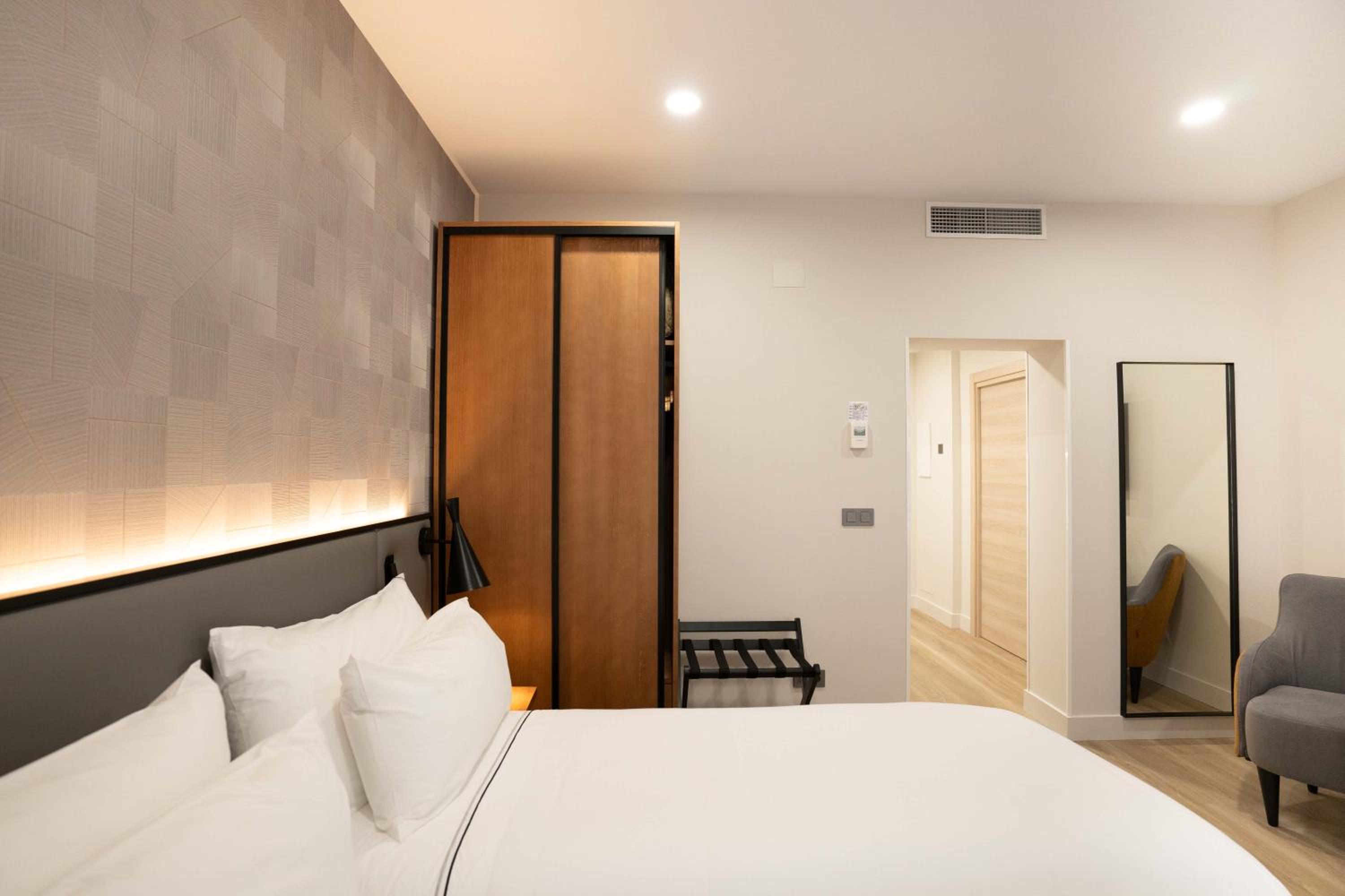 Prisma Suites