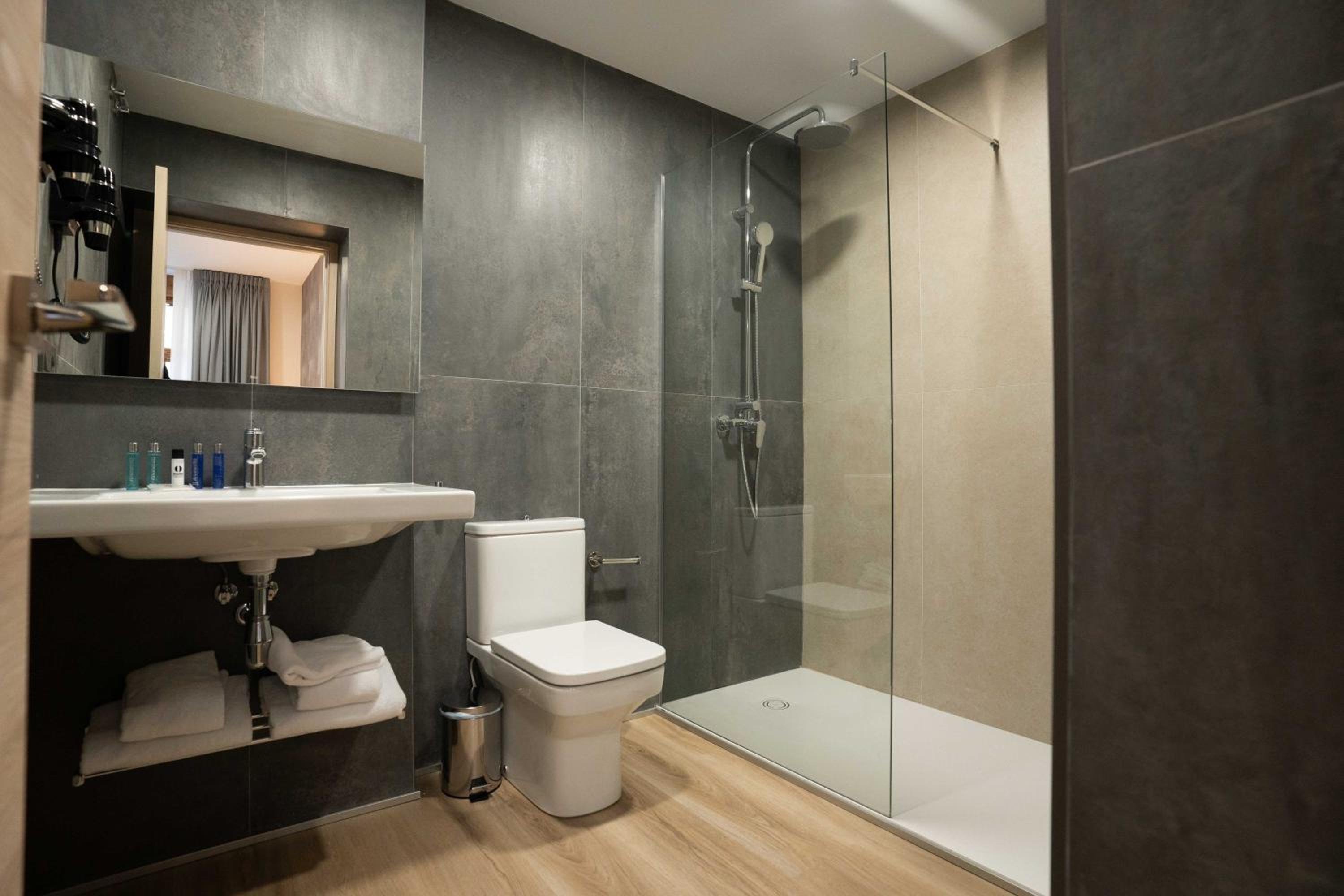 Prisma Suites