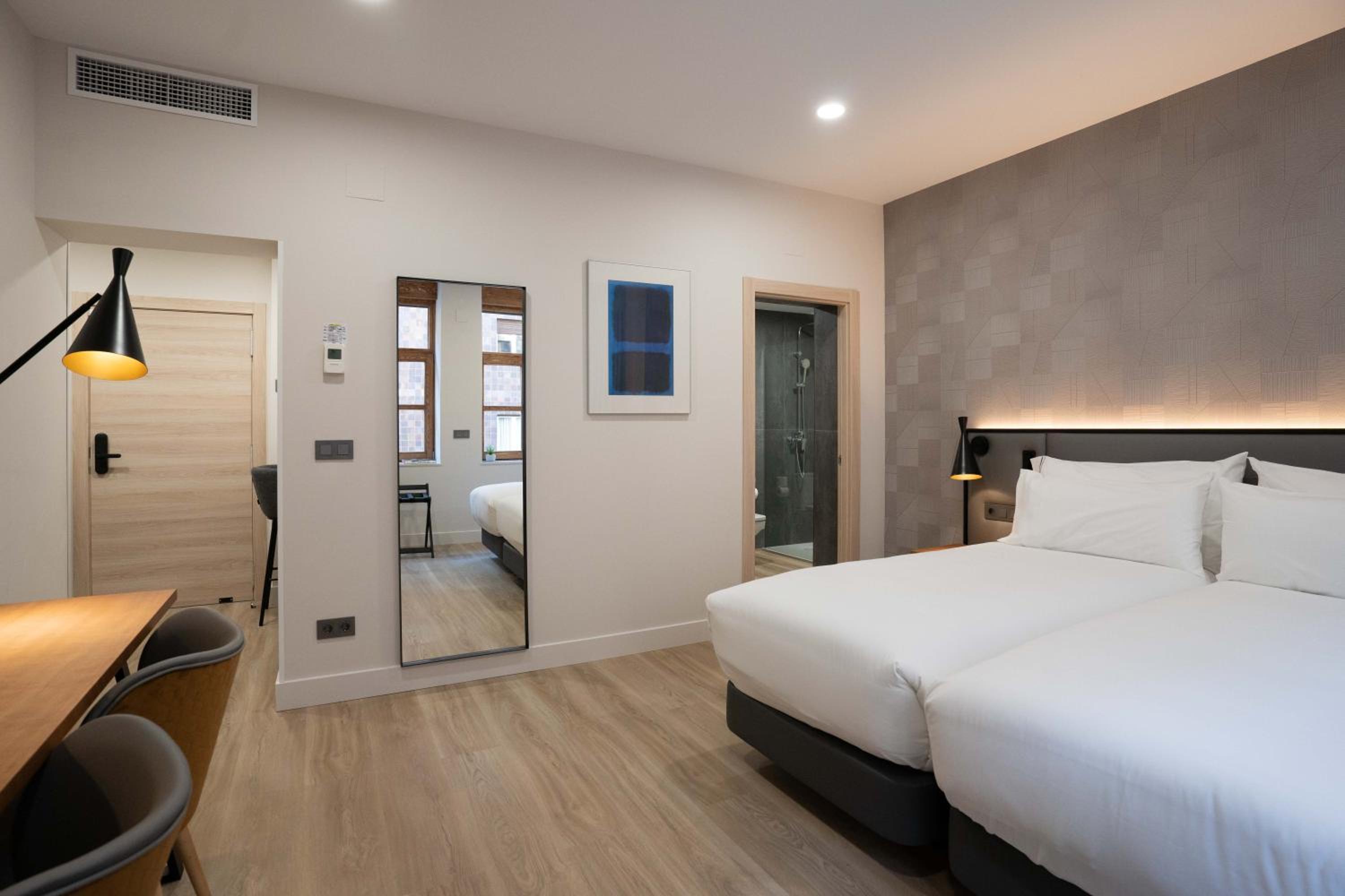 Prisma Suites
