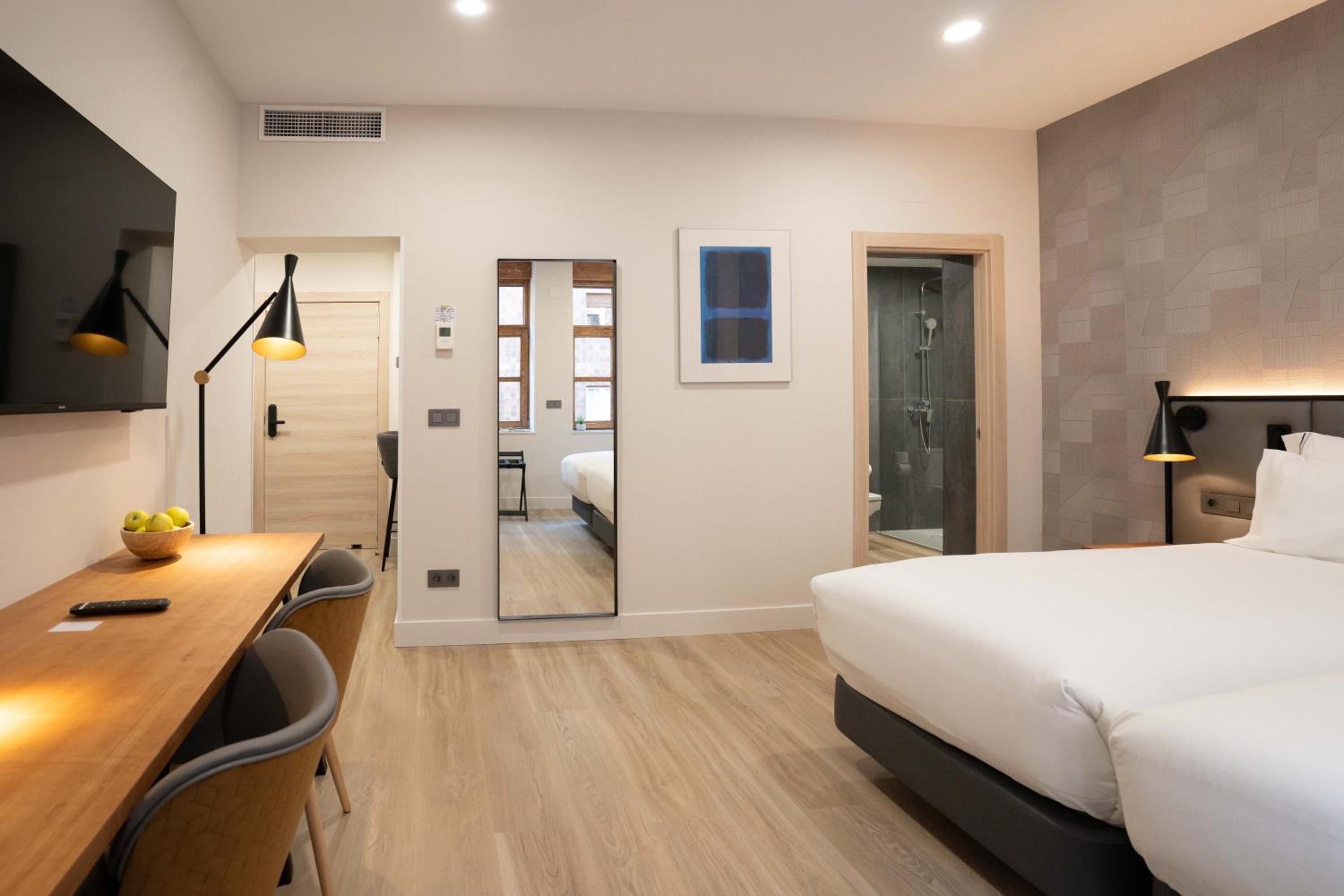 Prisma Suites